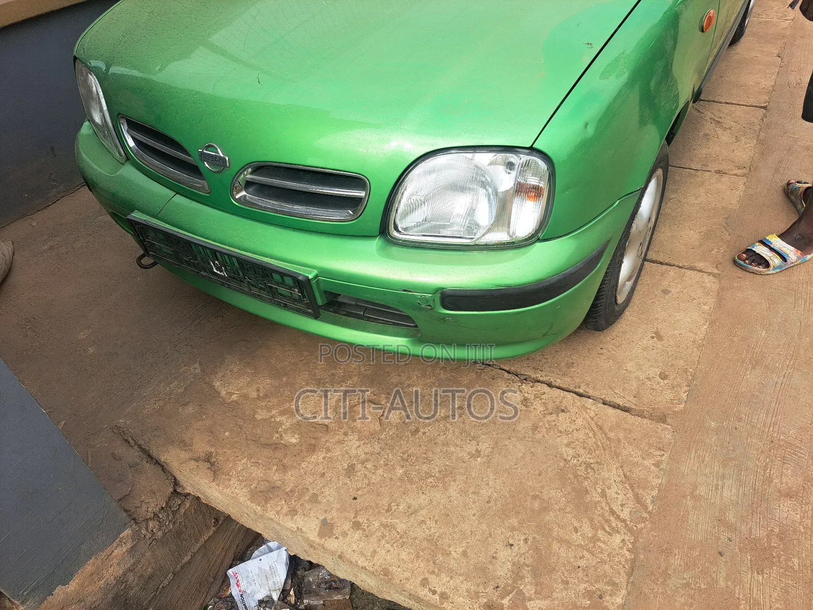 Nissan Micra 2000 Green