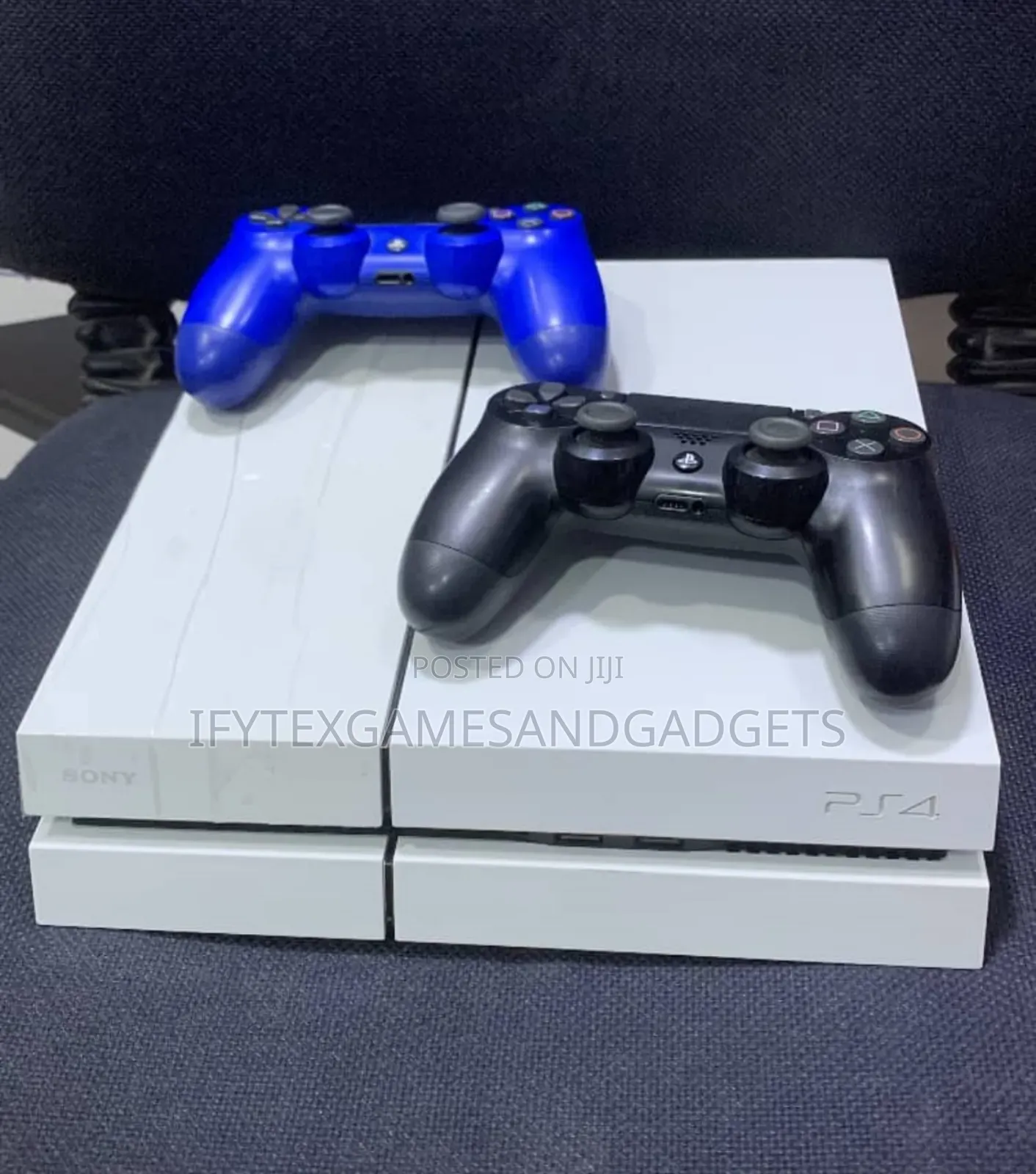 London Used Ps 4 Fat 500gb With 2 Pads and 12 Games