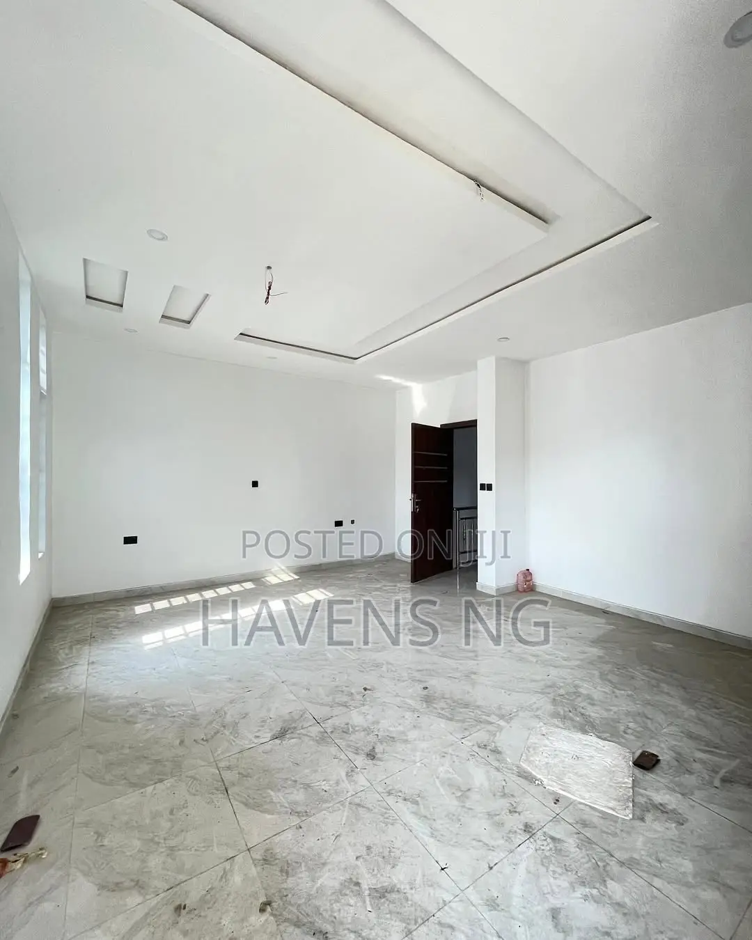 4bdrm Duplex in Osapa london for sale