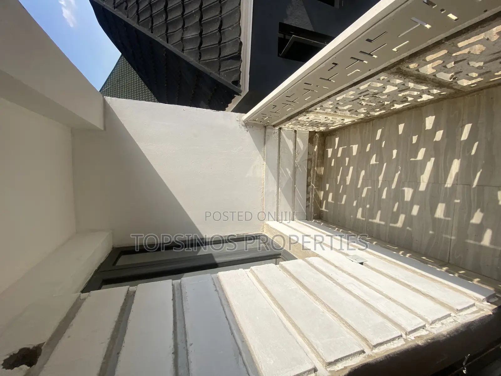 1bdrm Block of Flats in Dawaki for rent