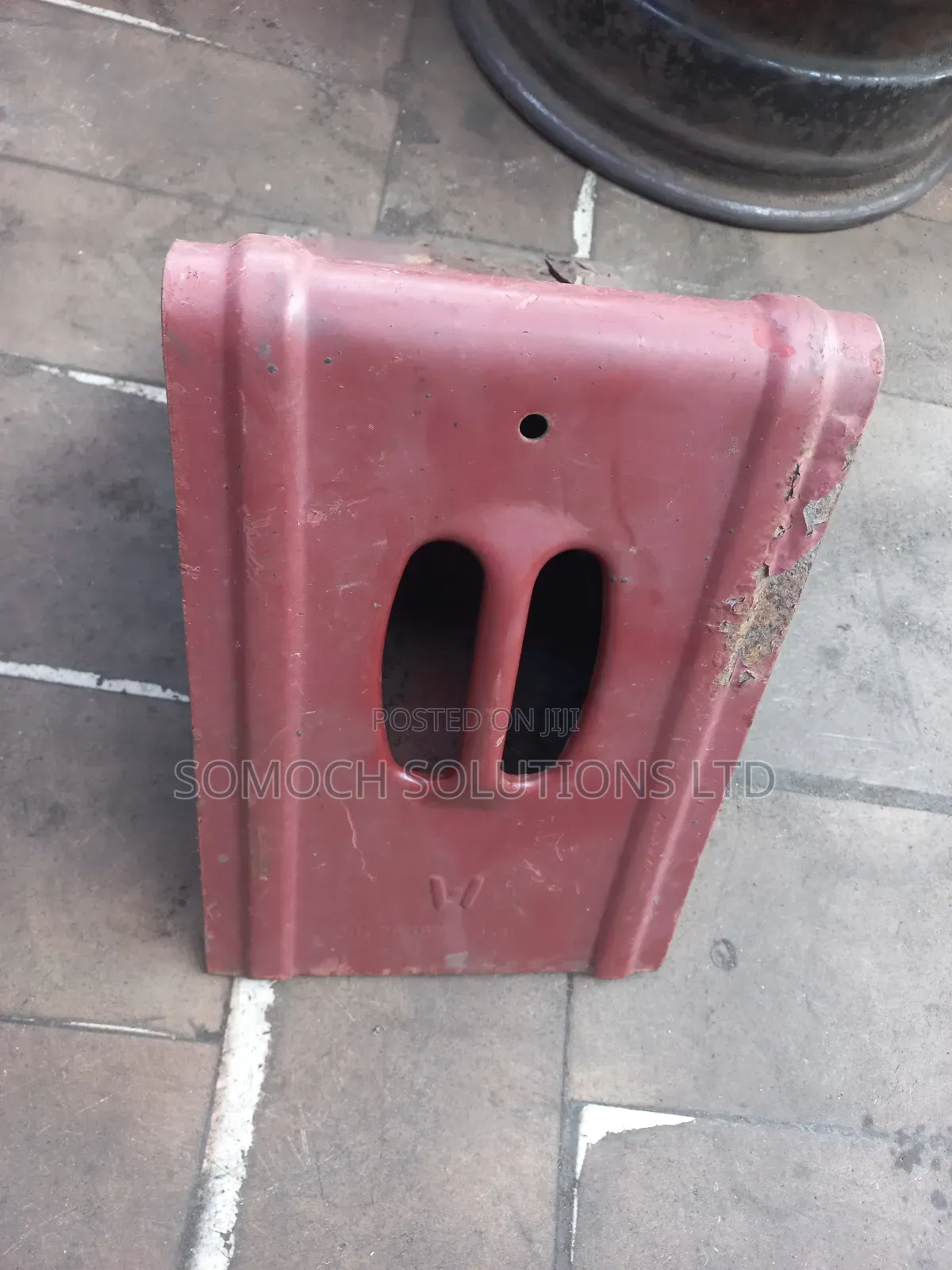 Solid Heavy Duty Metal Wheel Chock Wedge for Trucks