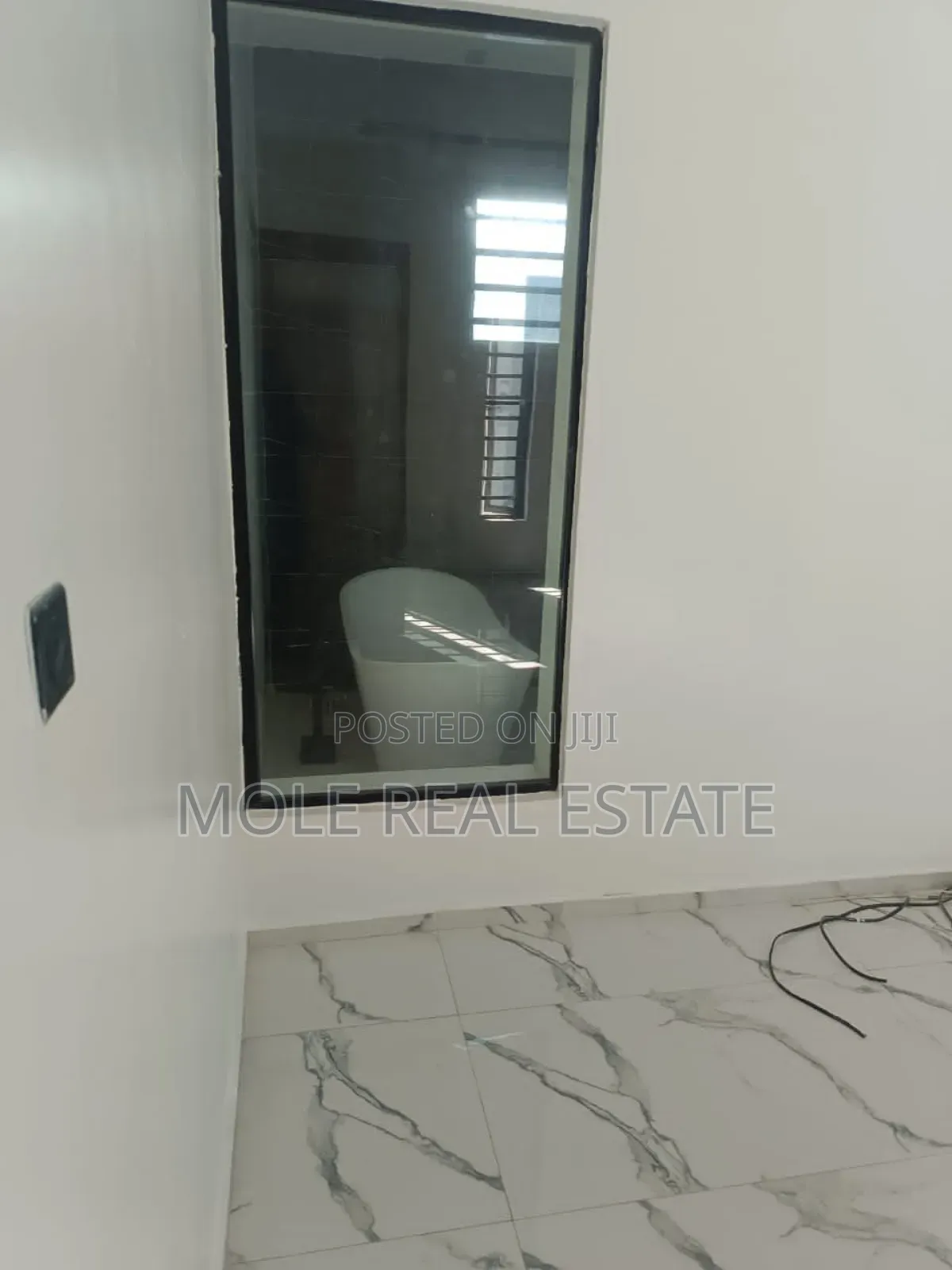 Furnished 3bdrm Apartment in Dopemu for sale