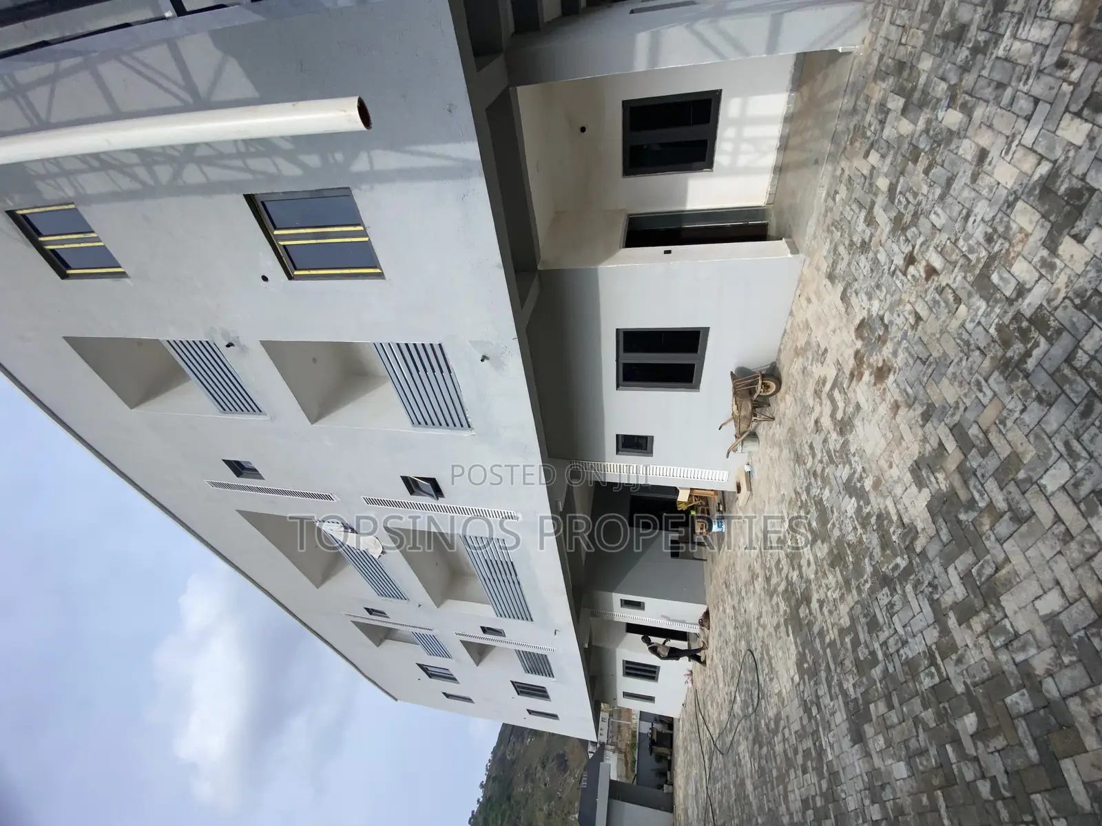1bdrm Block of Flats in Dawaki for rent