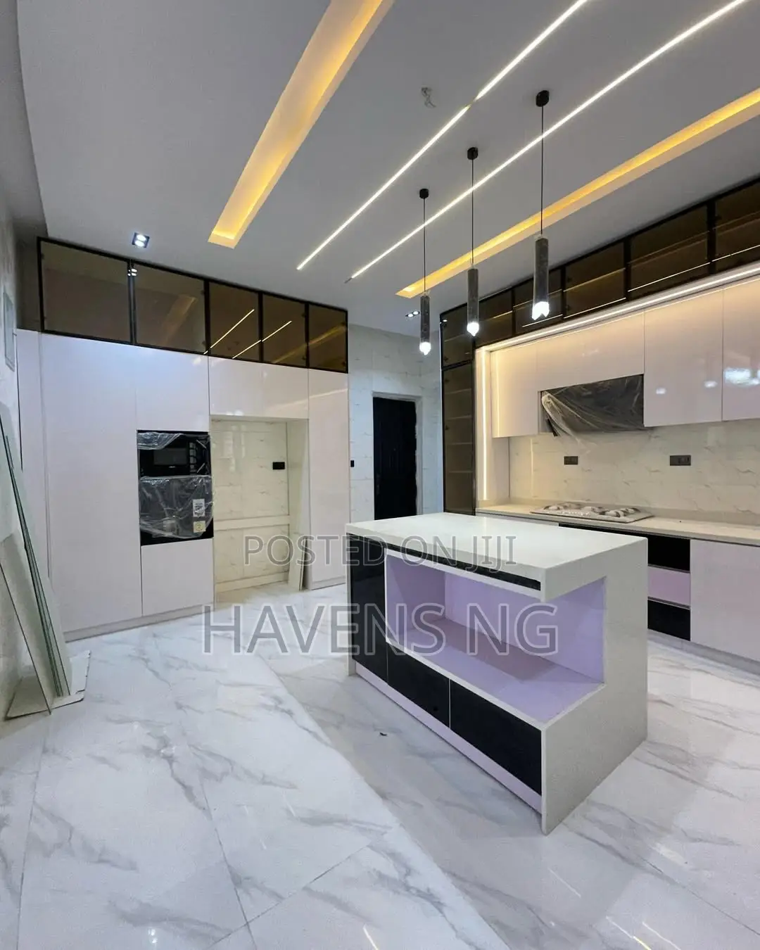 5bdrm Duplex in Lekki Phase 1 for sale