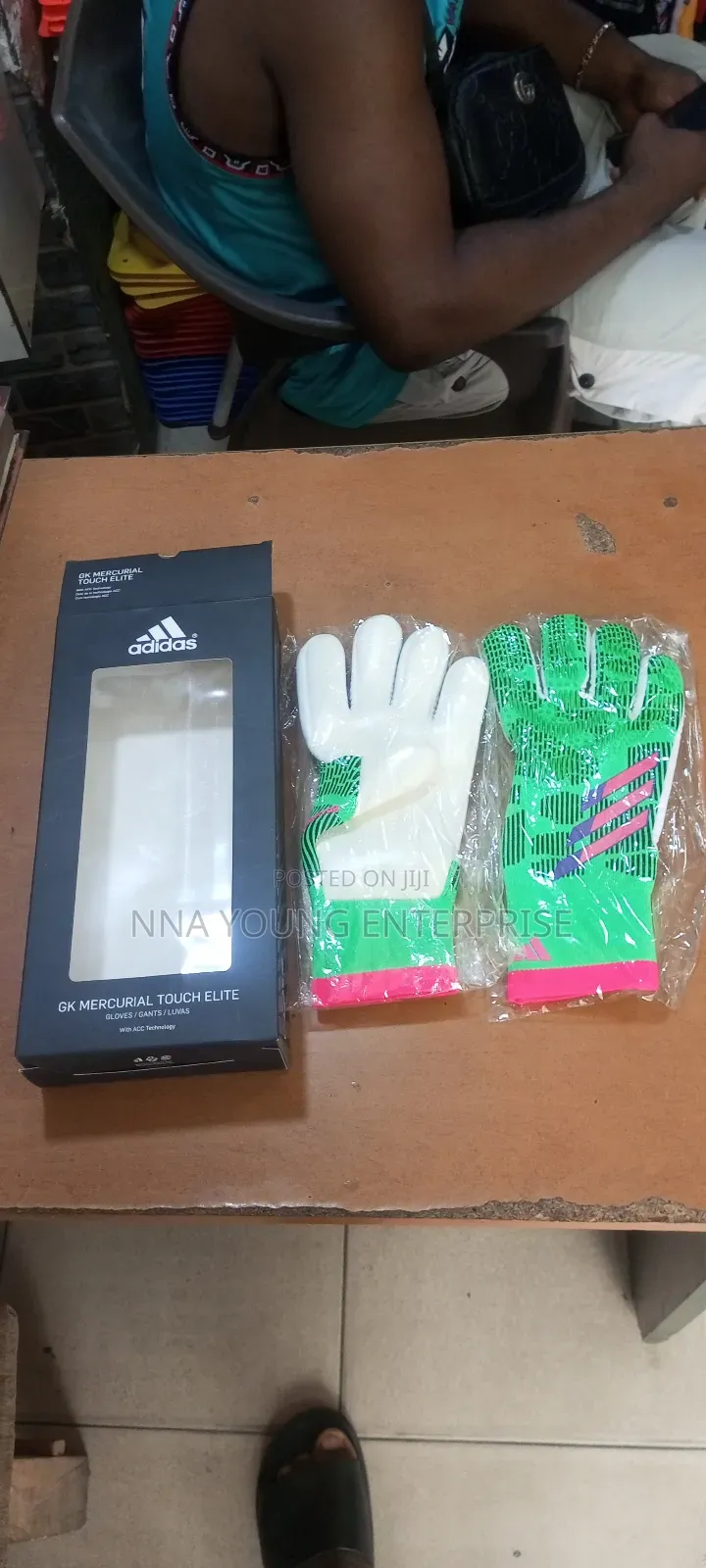 Quality Keeper Glove's
