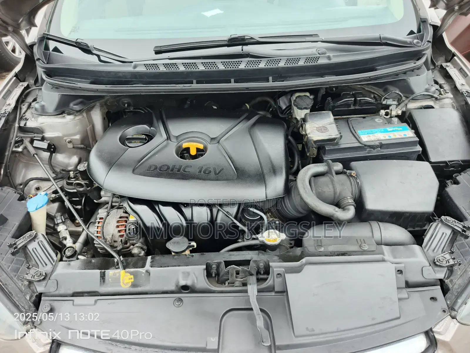 Hyundai Elantra GLS Sedan FWD (1.8L 4cyl 6M) 2013 Brown