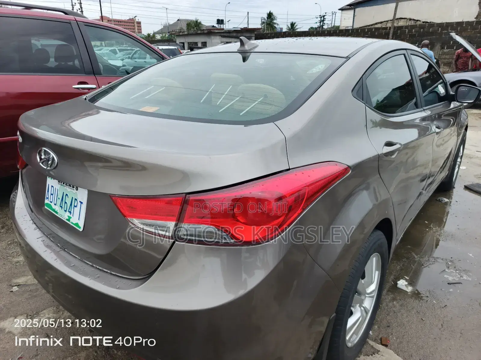 Hyundai Elantra GLS Sedan FWD (1.8L 4cyl 6M) 2013 Brown