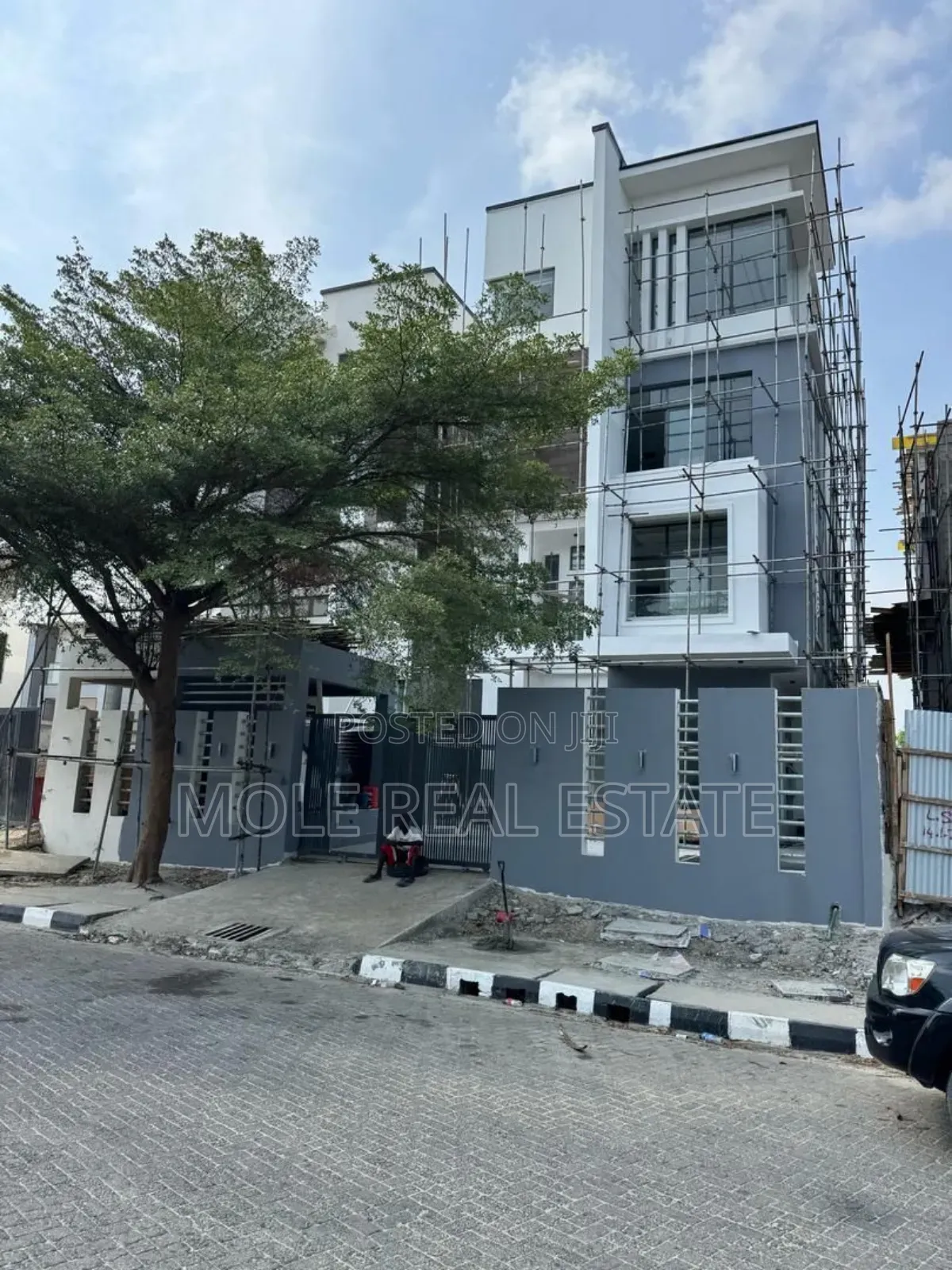 Furnished 10bdrm Mansion in Banana Island Ikoyi for sale