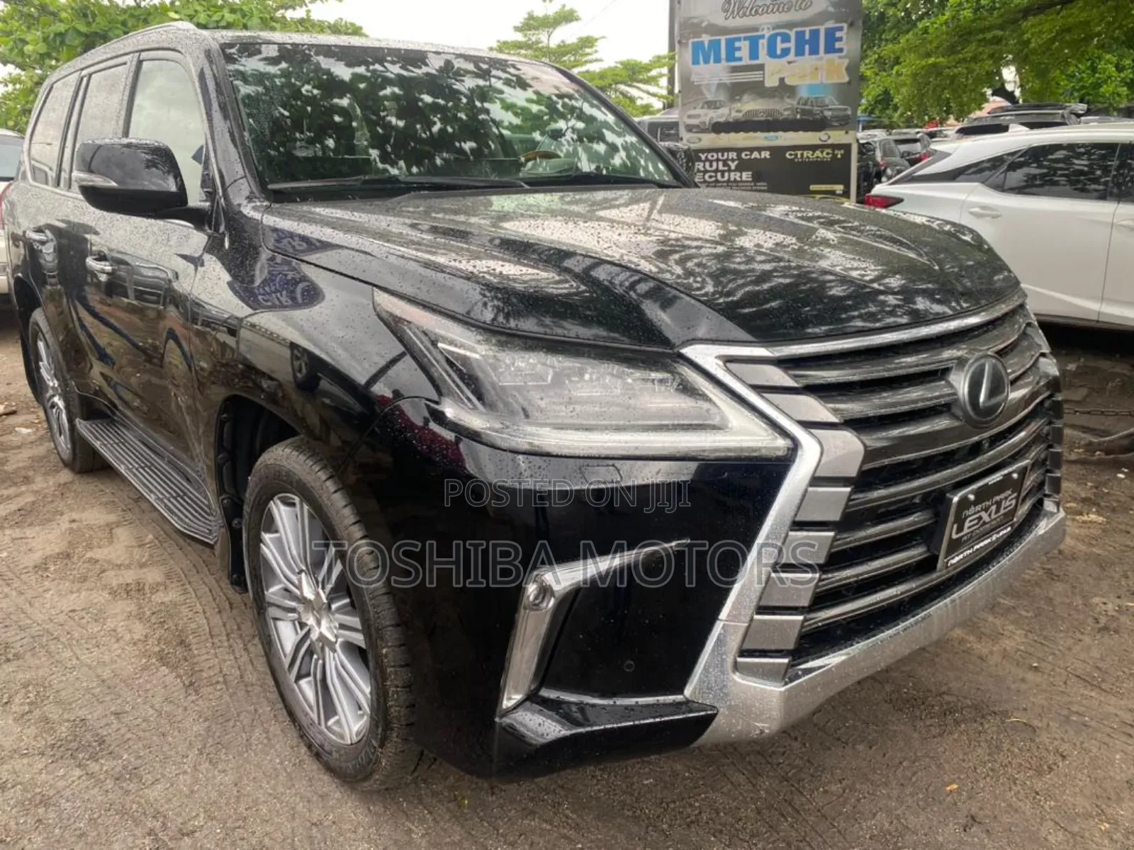 Lexus LX 570 (5 seats) AWD 2018 Black