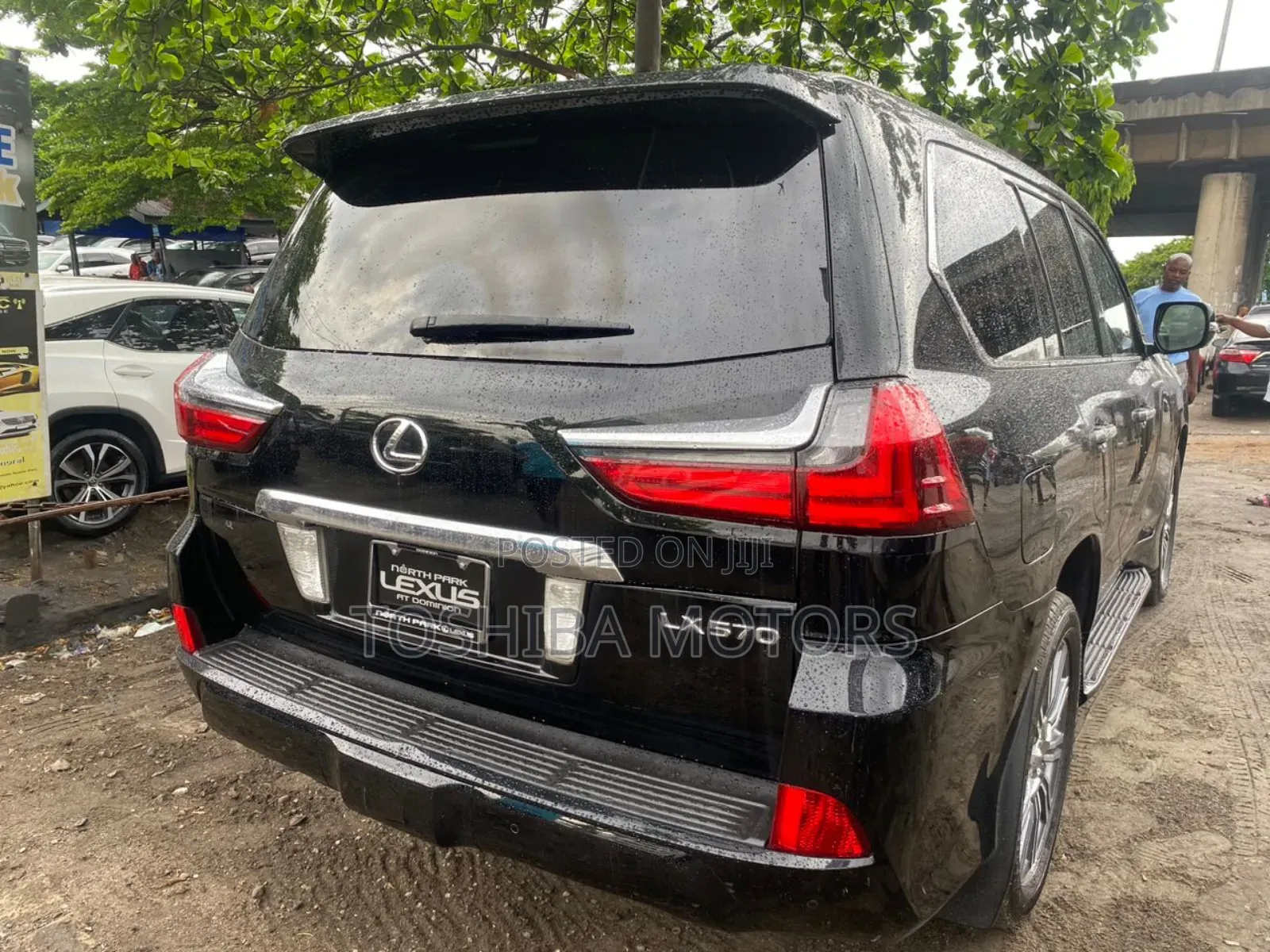 Lexus LX 570 (5 seats) AWD 2018 Black