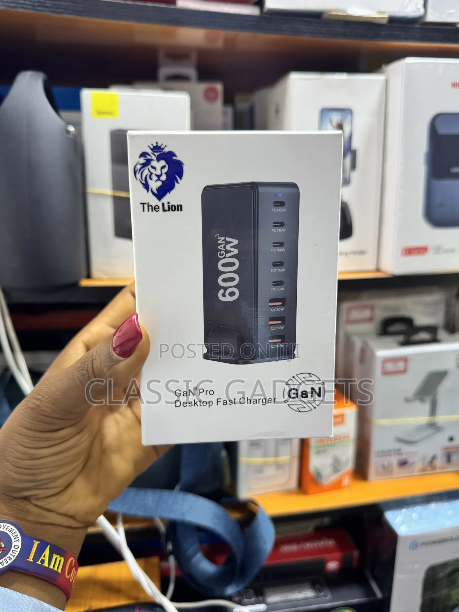 600w Desktop Gan Charger 8-Port Usb Typec Pd Charger