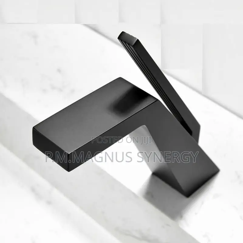 England Standard Elbow Basin Tap.