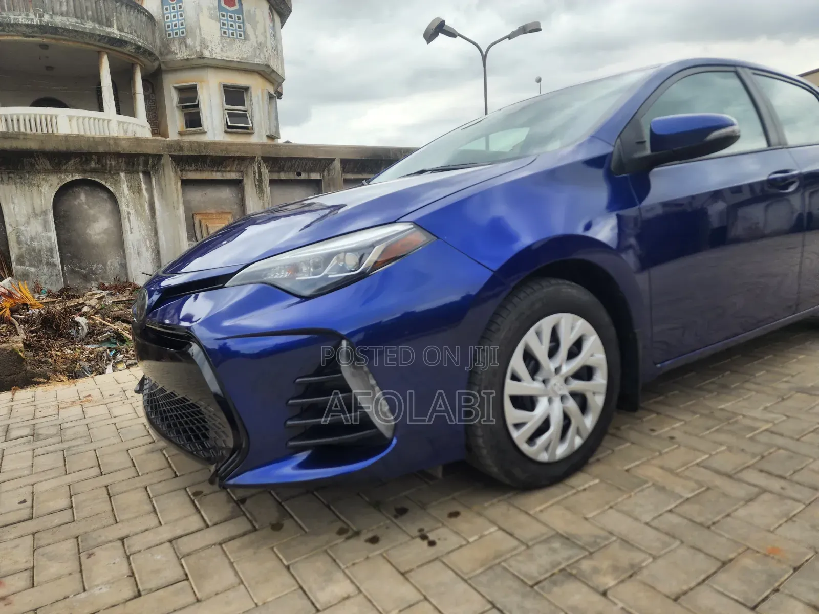 Toyota Corolla SE (1.8L 4cyl 6M) 2019 Blue