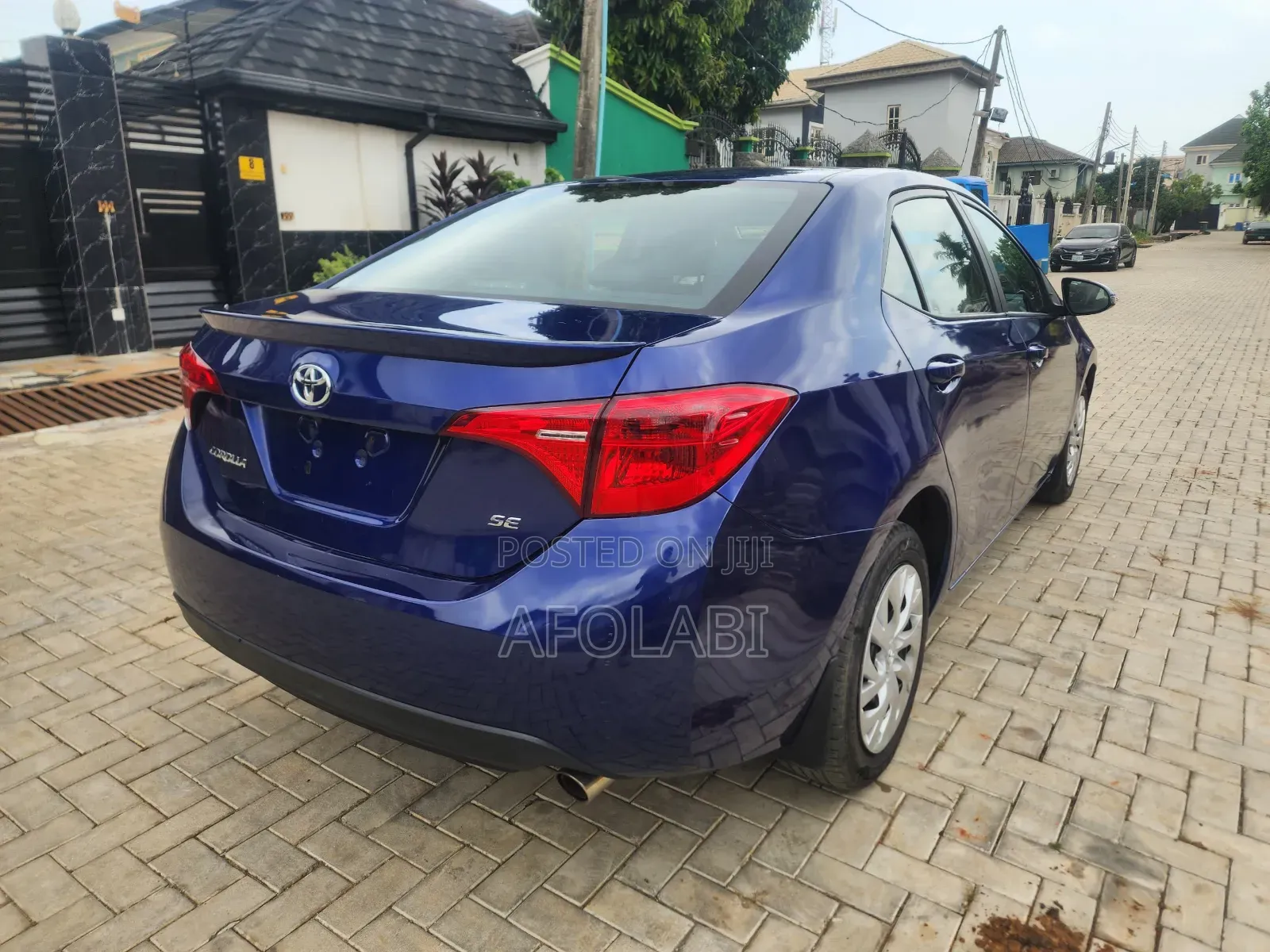 Toyota Corolla SE (1.8L 4cyl 6M) 2019 Blue