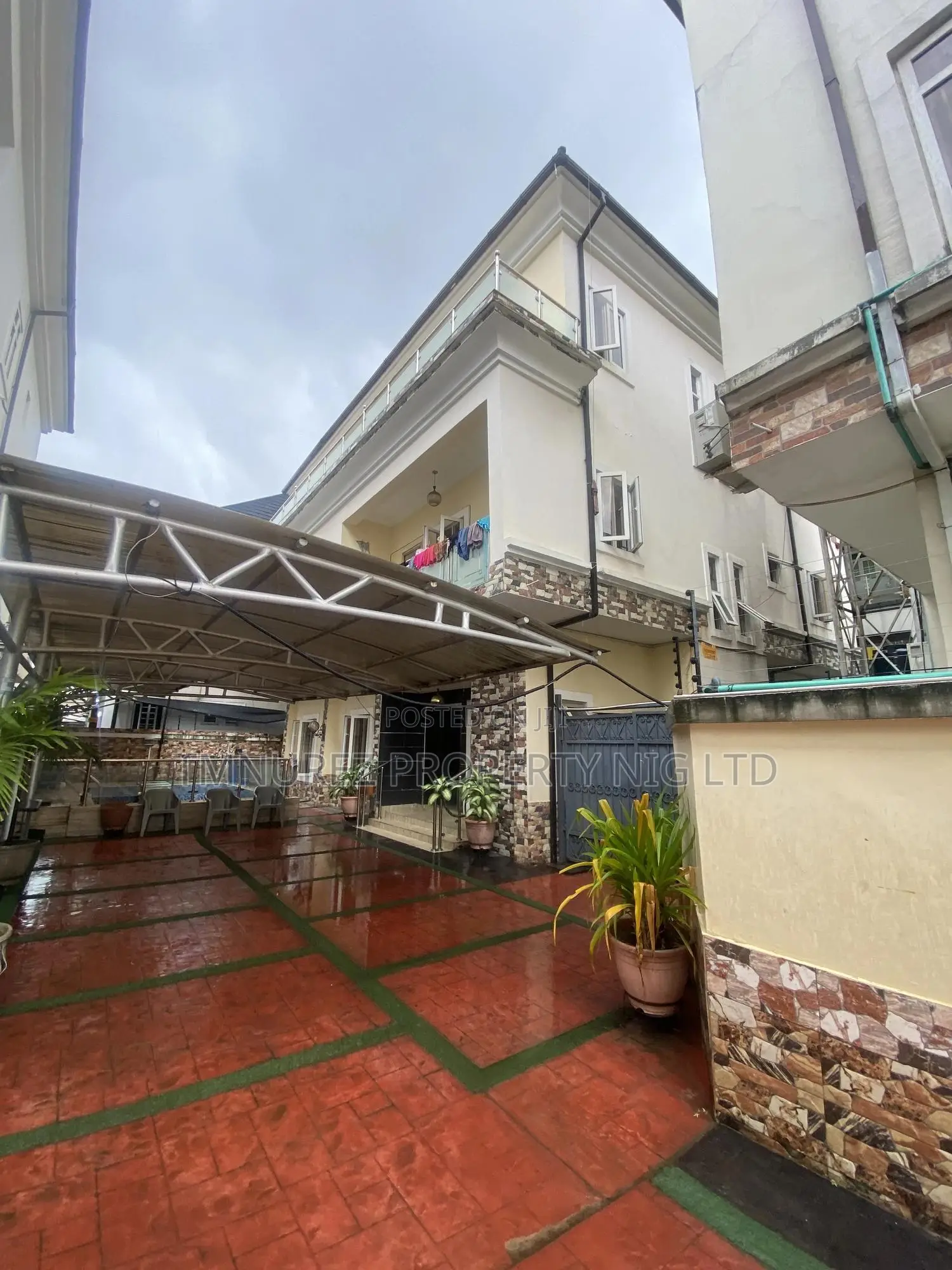 1bdrm Apartment in Chevron, Lekki for rent