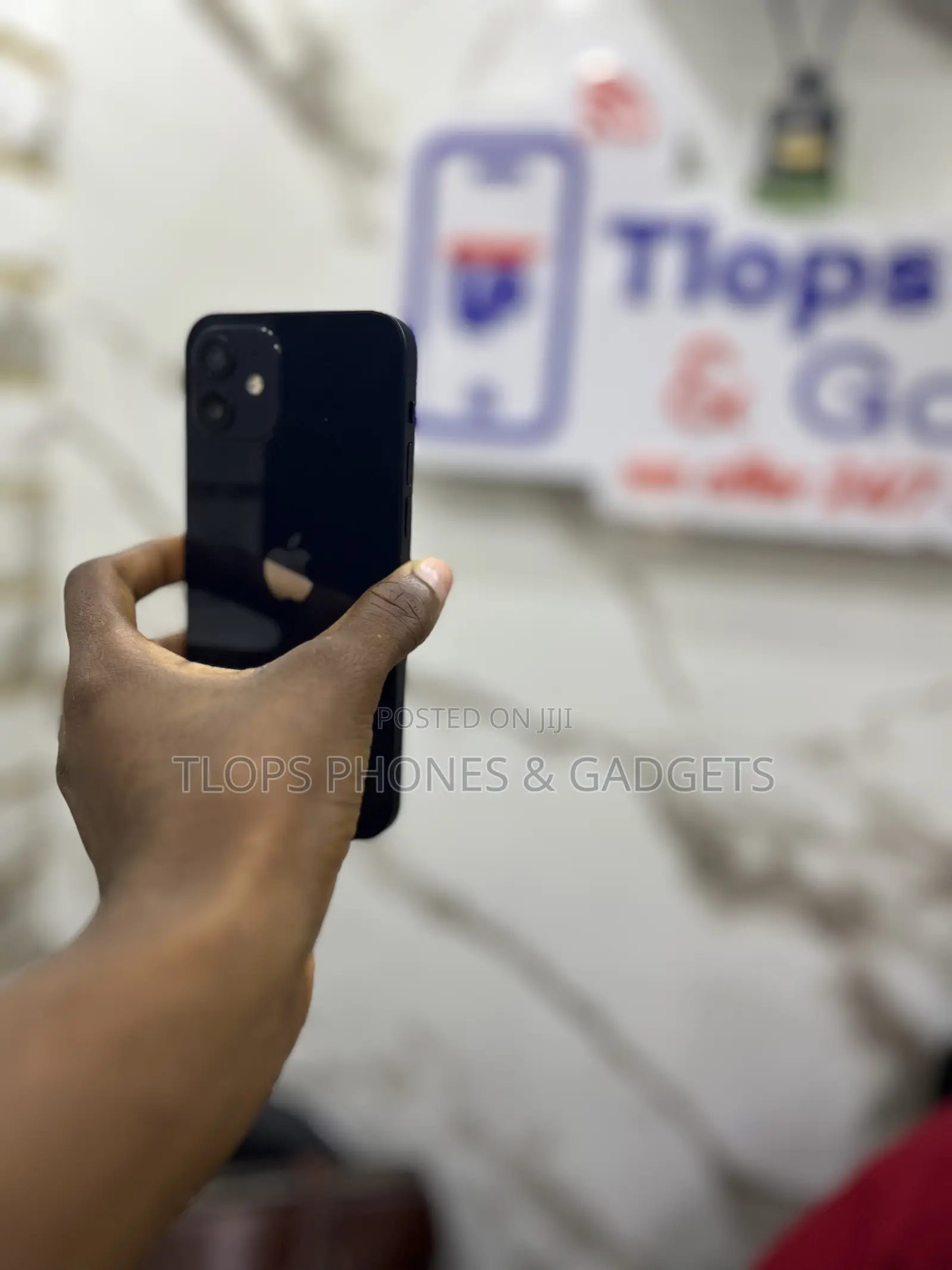 Apple iPhone 12 64 GB Black