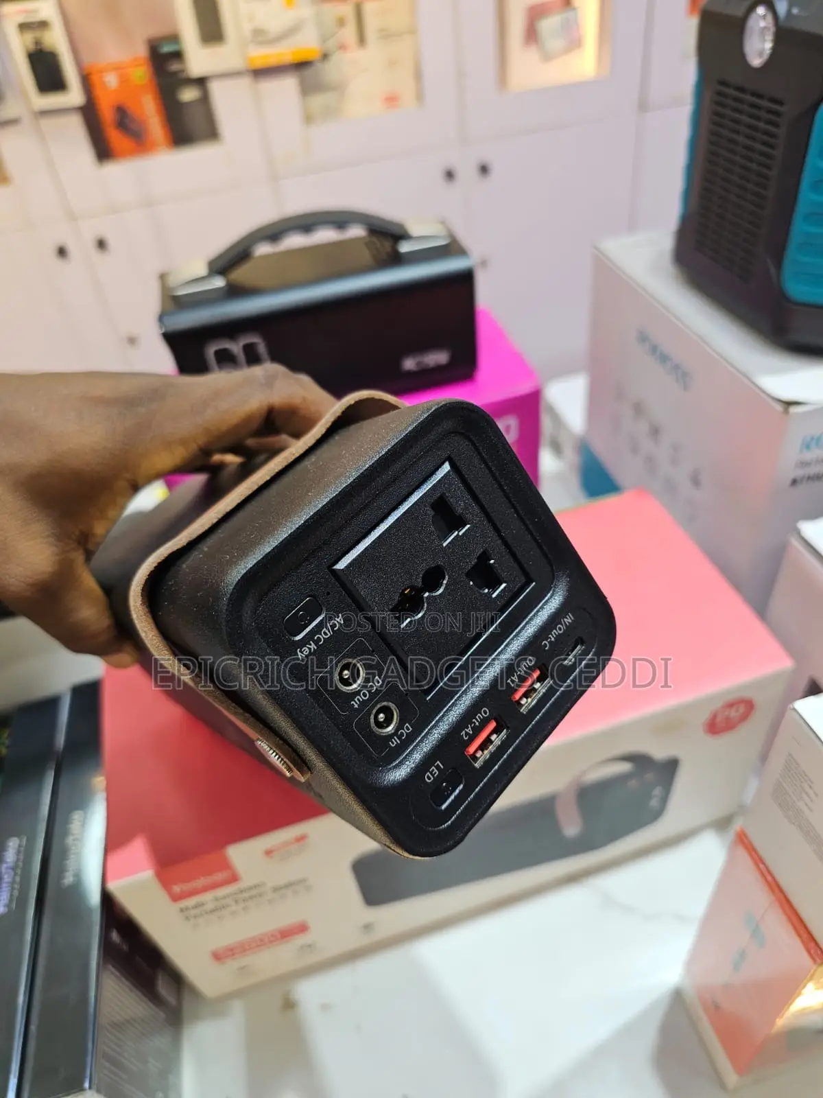 Yoobao 200w, 52,800mah Laptop Power Bank