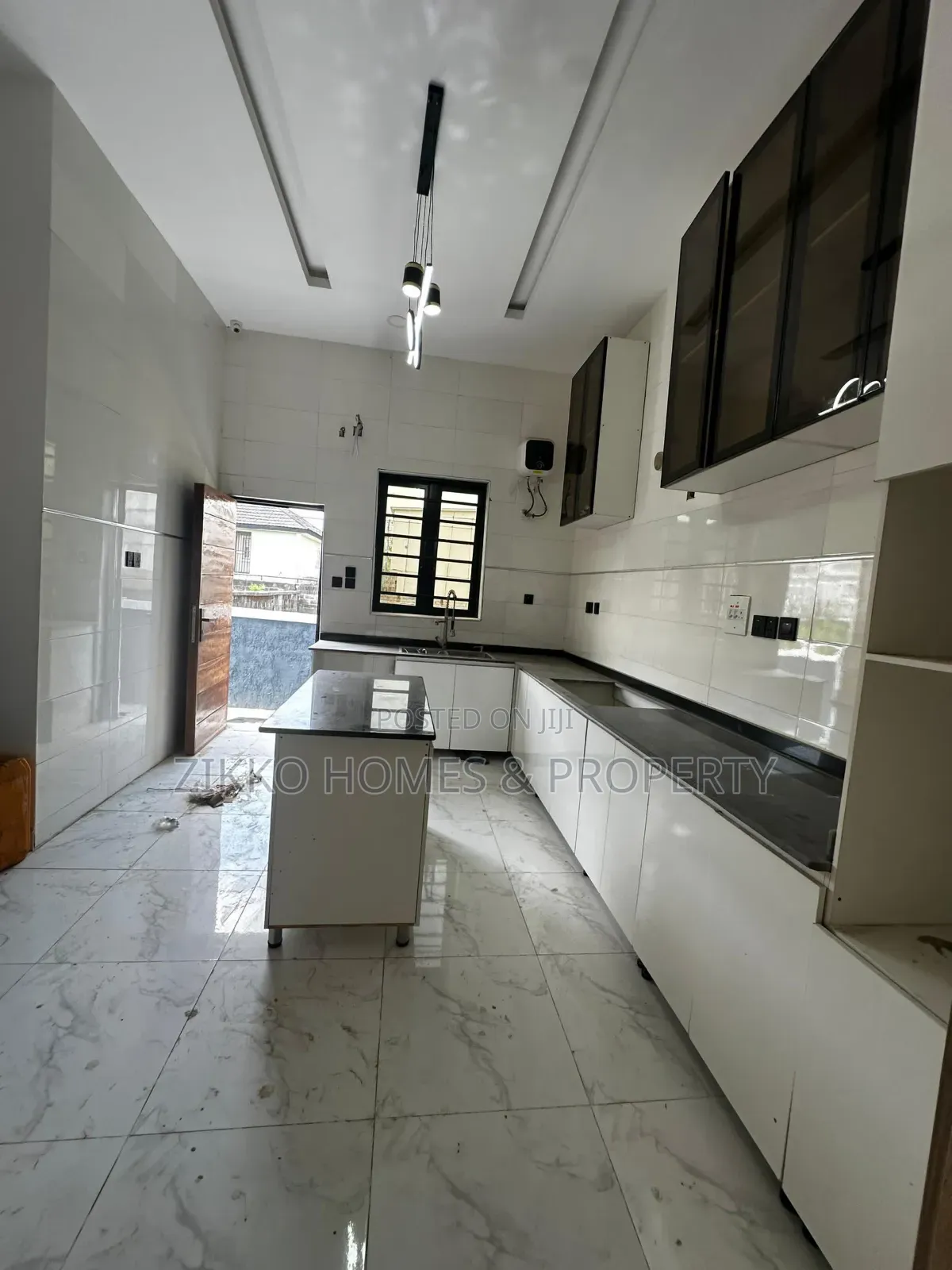 4bdrm Duplex in Ajah for sale