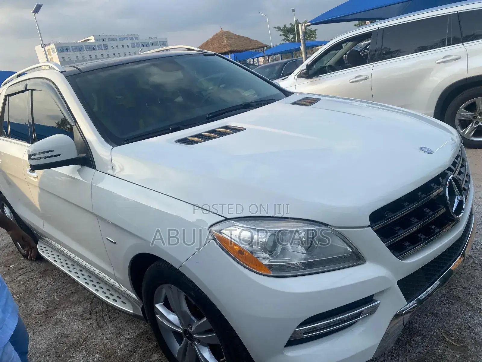 Mercedes-Benz M Class ML350 4dr SUV (3.5L 6cyl 7A) 2014 White
