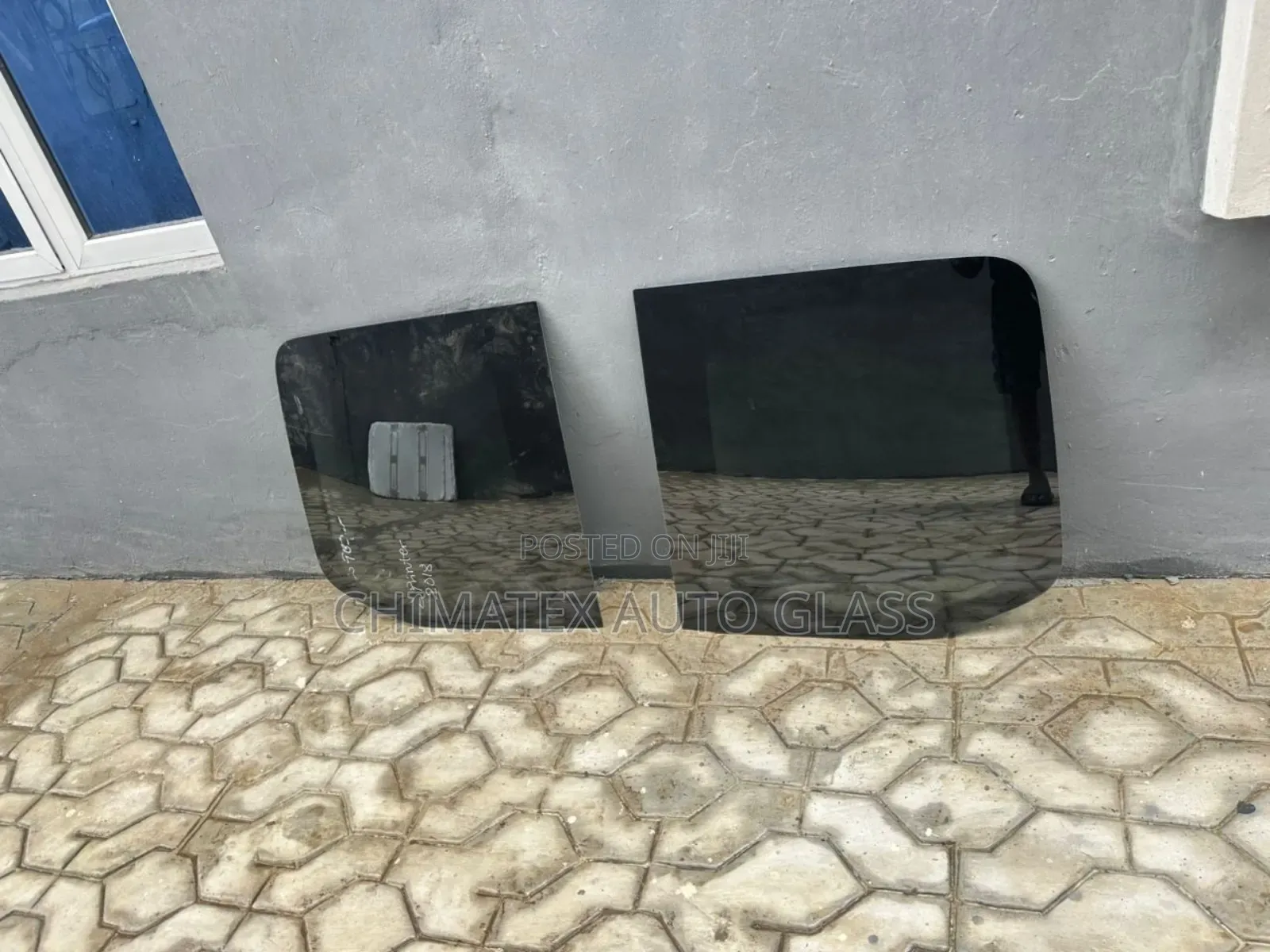 All Side Frame Glass for Sprinter Bus 906 Available