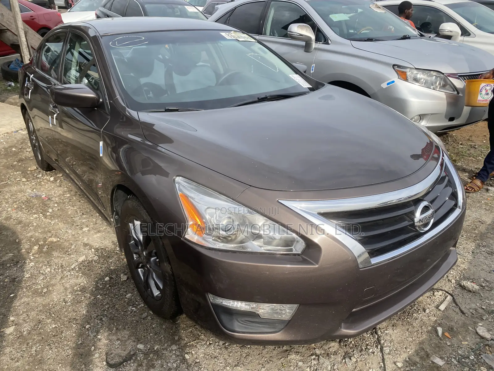 Nissan Altima 3.5 S 4dr Sedan w/Prod. End 6/14 (3.5L 6cyl CVT) 2015