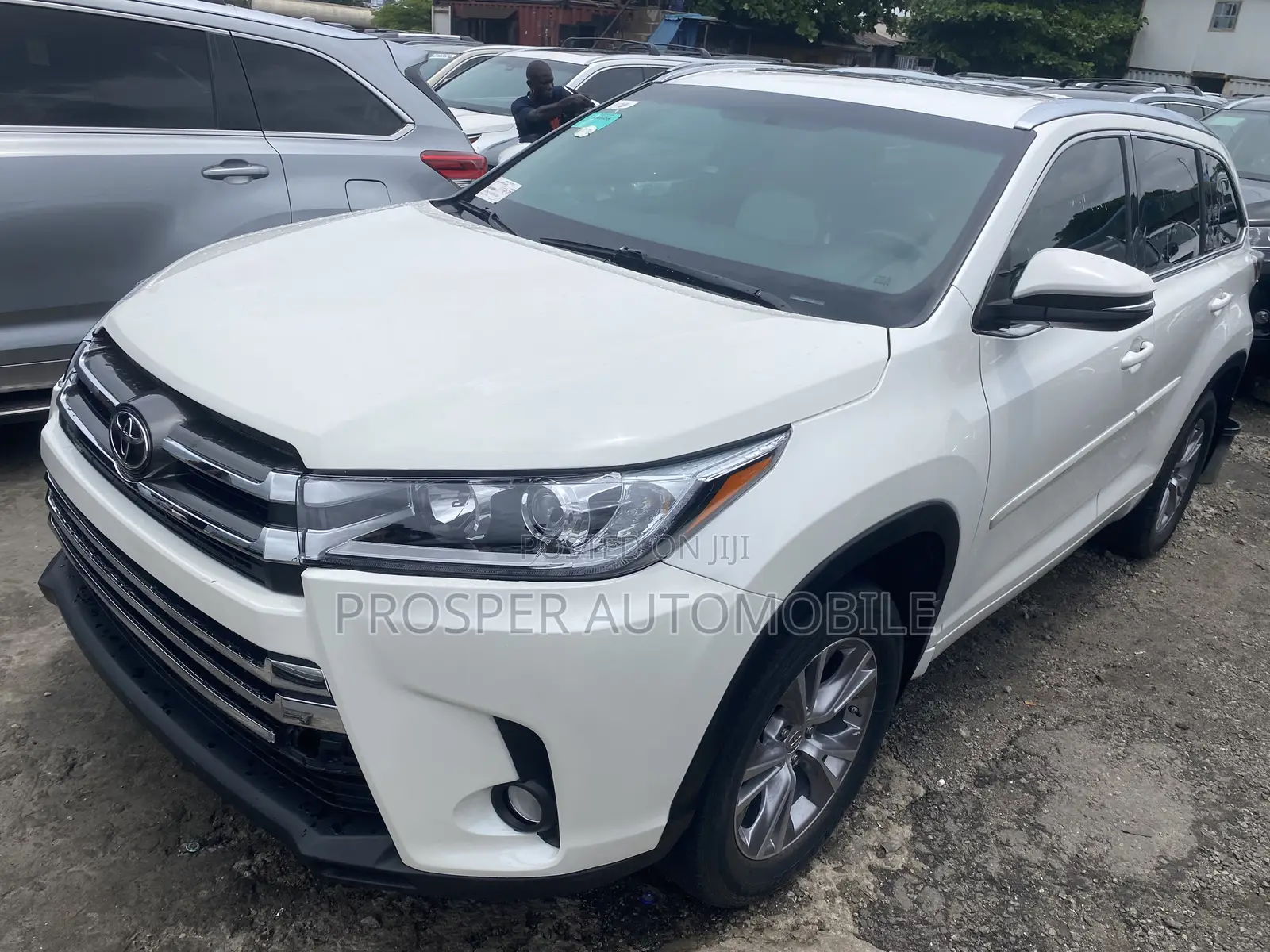 Toyota Highlander XLE V6 4x2 (3.5L 6cyl 6A) 2016 White