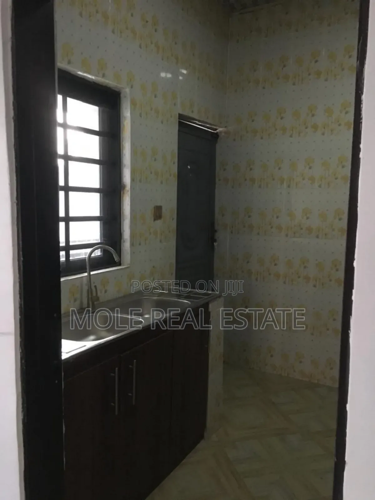 Furnished 3bdrm Bungalow in Ayobo for sale