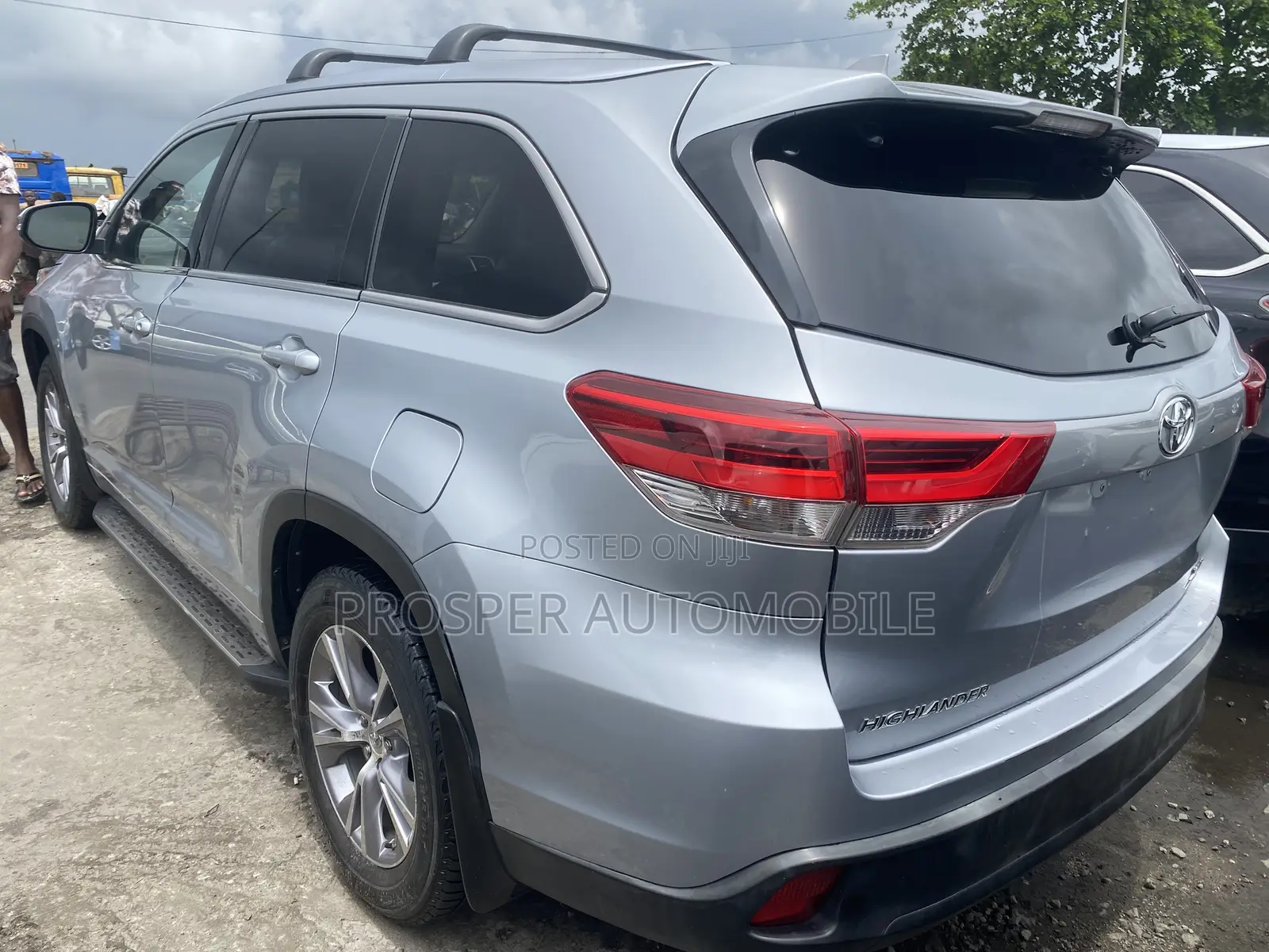 Toyota Highlander XLE V6 4x4 (3.5L 6cyl 6A) 2016 Gray