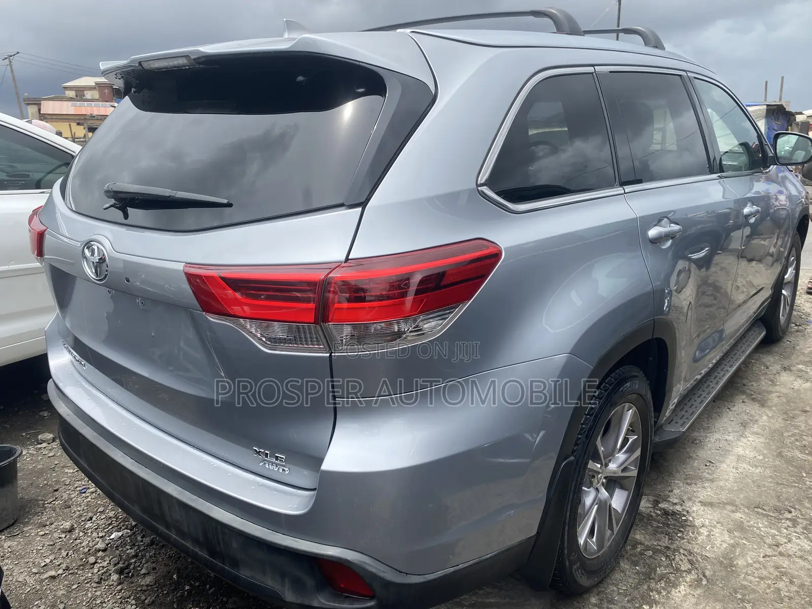 Toyota Highlander XLE V6 4x4 (3.5L 6cyl 6A) 2016 Gray