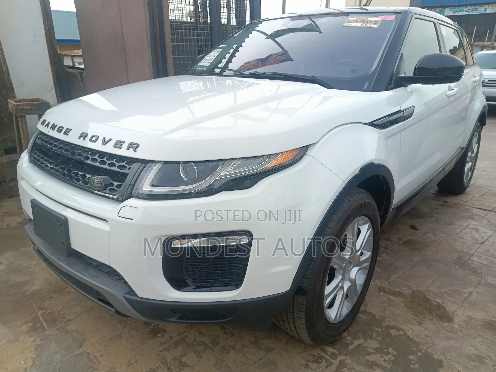 Land Rover Range Rover Evoque SE Premium 4x4 (2.0L 4cyl 9A) 2016 White