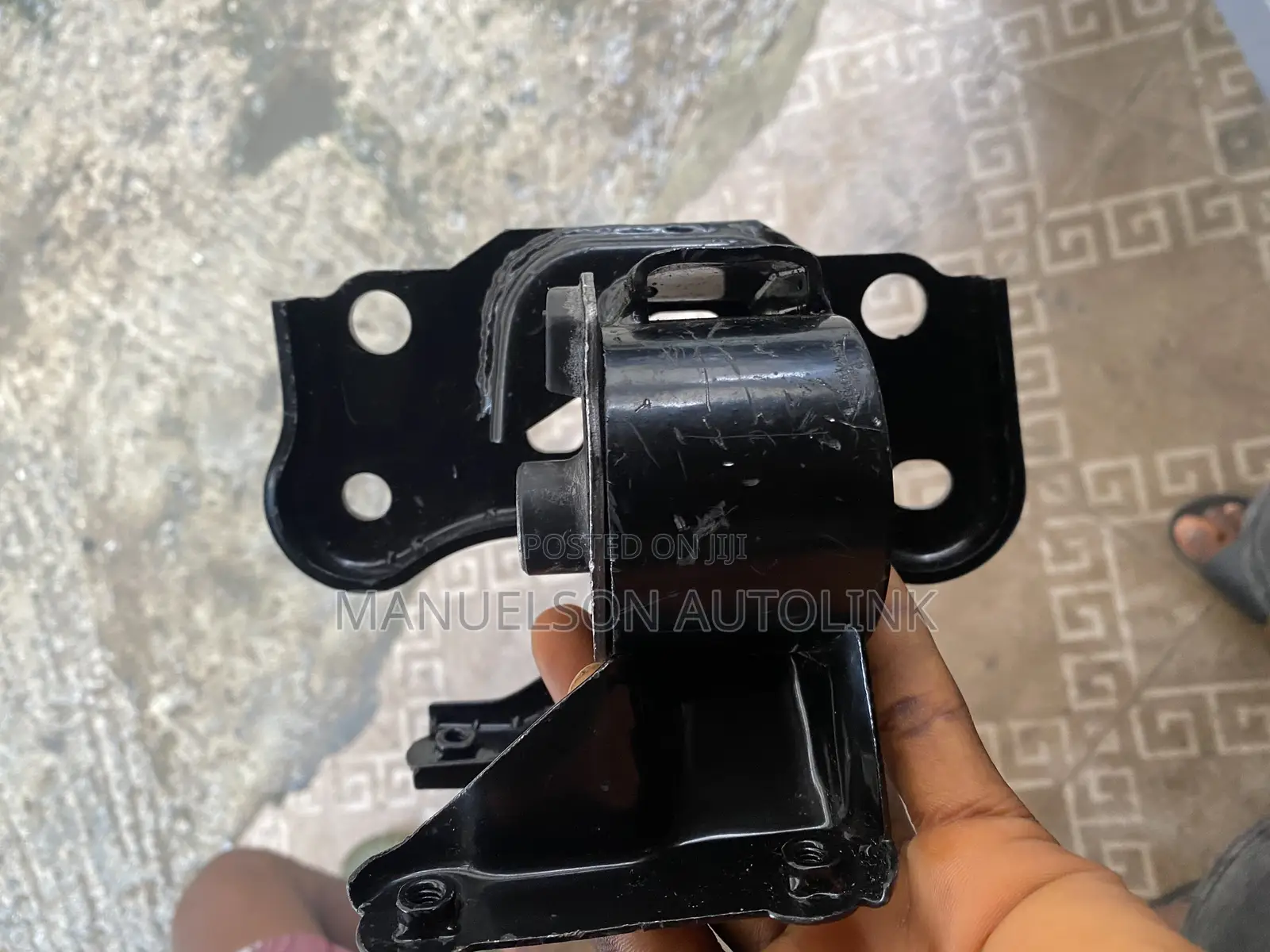 Engine Seat for Toyota Rav4,Venza,Camry 2ar