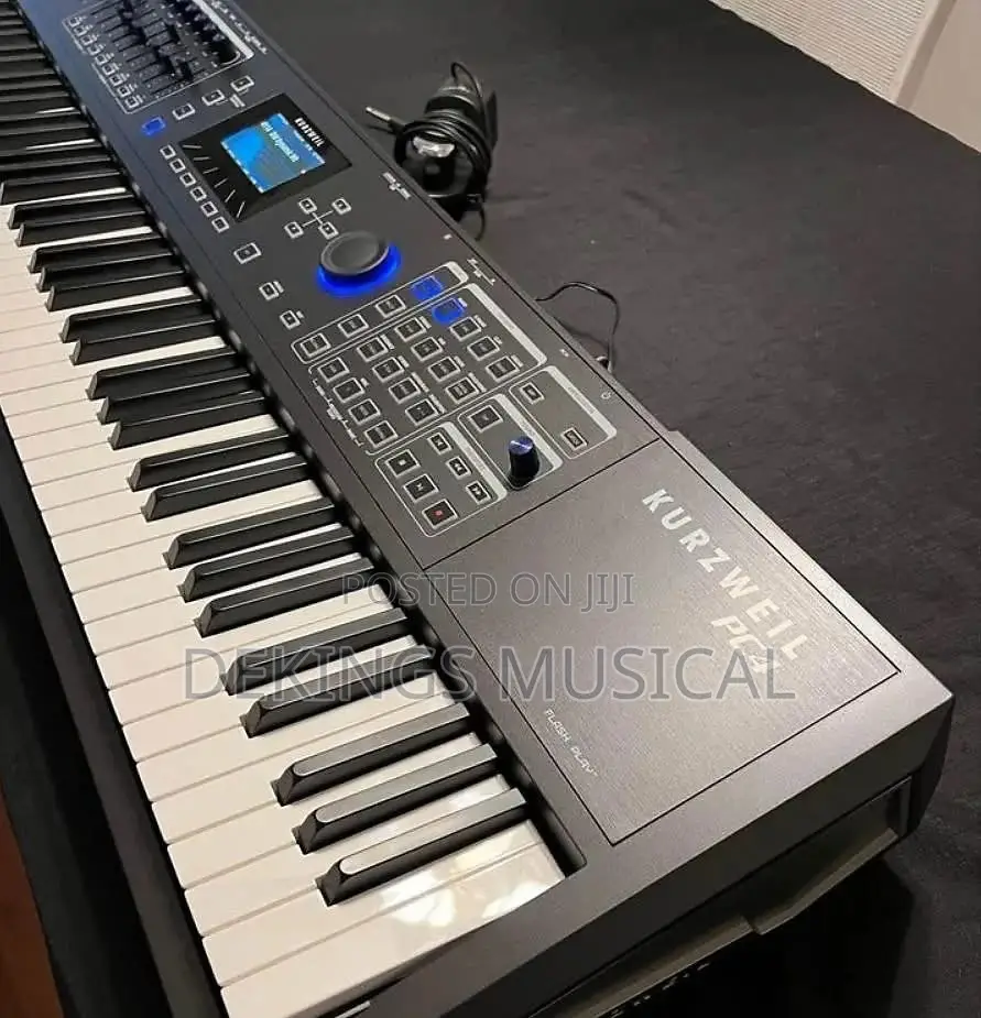 Kurzweil Pc4 Workstation Synthesizer 88 Weighted Keyboard