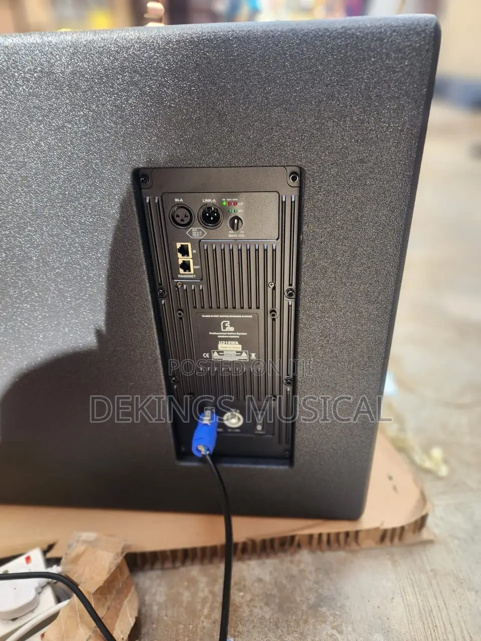 FDB U218wa Dual 18 Inch Active Subwoofer