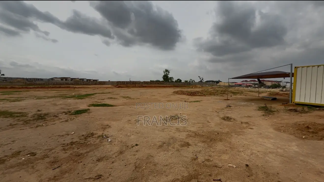 Beautiful Estate Plots Buy and Build