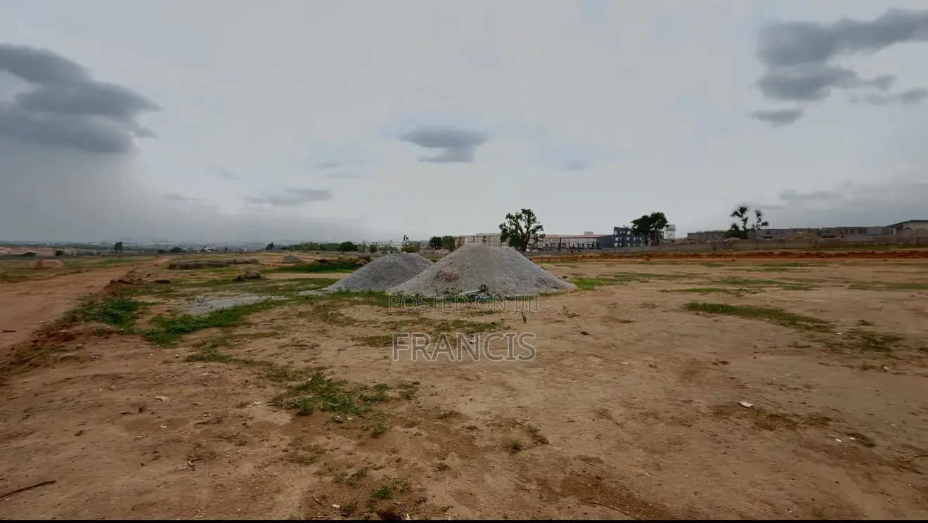 Beautiful Estate Plots Buy and Build