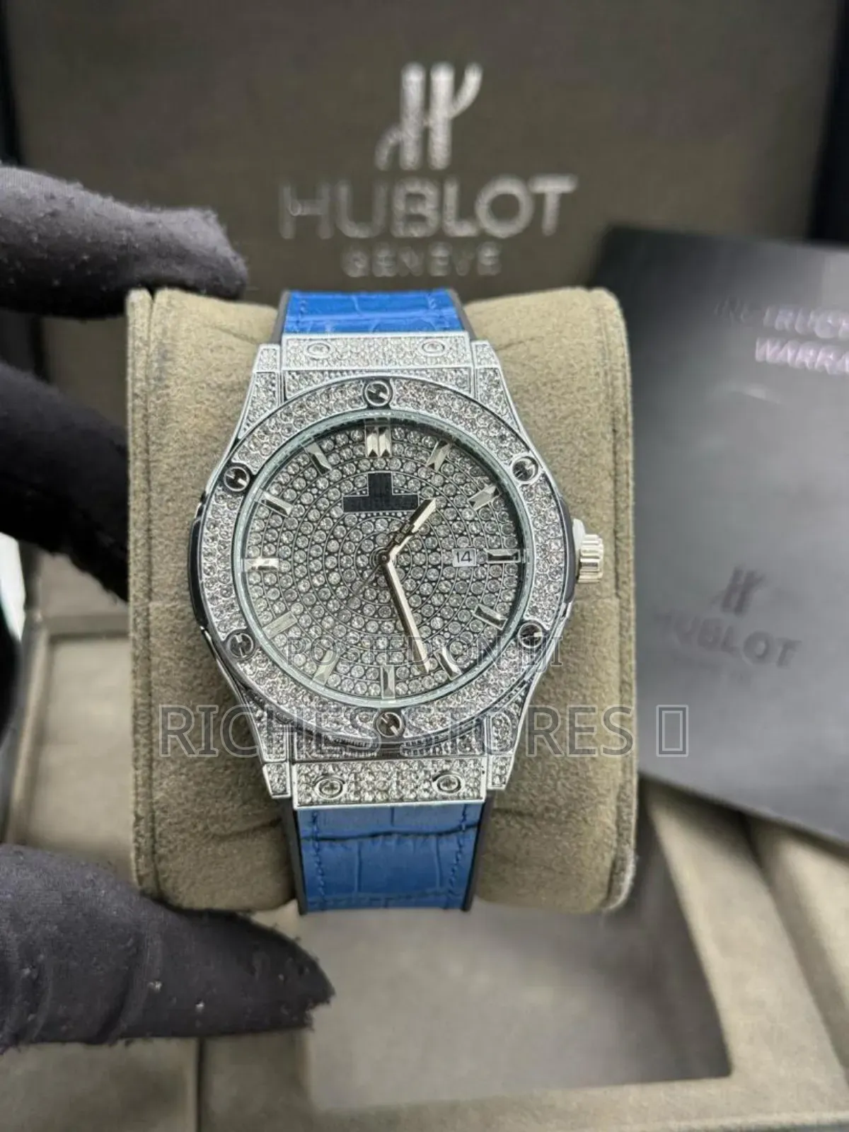 High Quality Hublot Full Stone Case Leather Watch