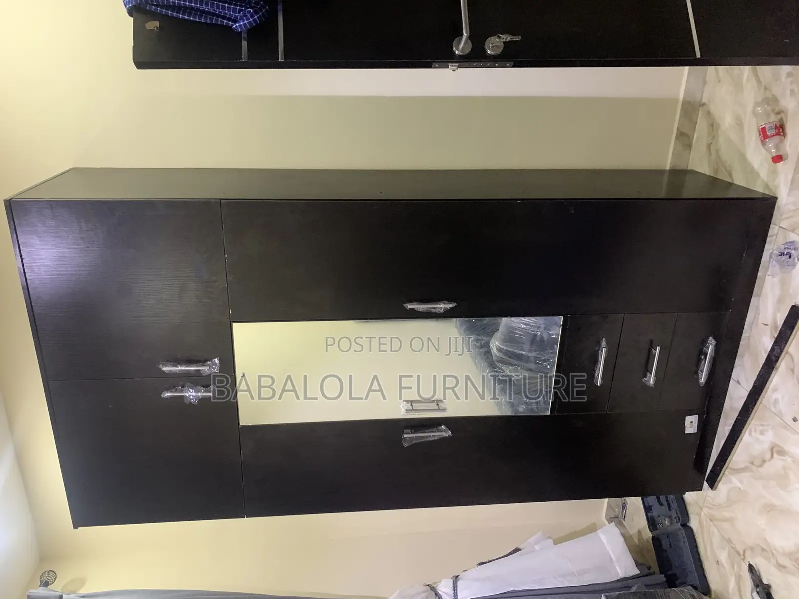 4:8 Feet Standard Wardrobe With Glass