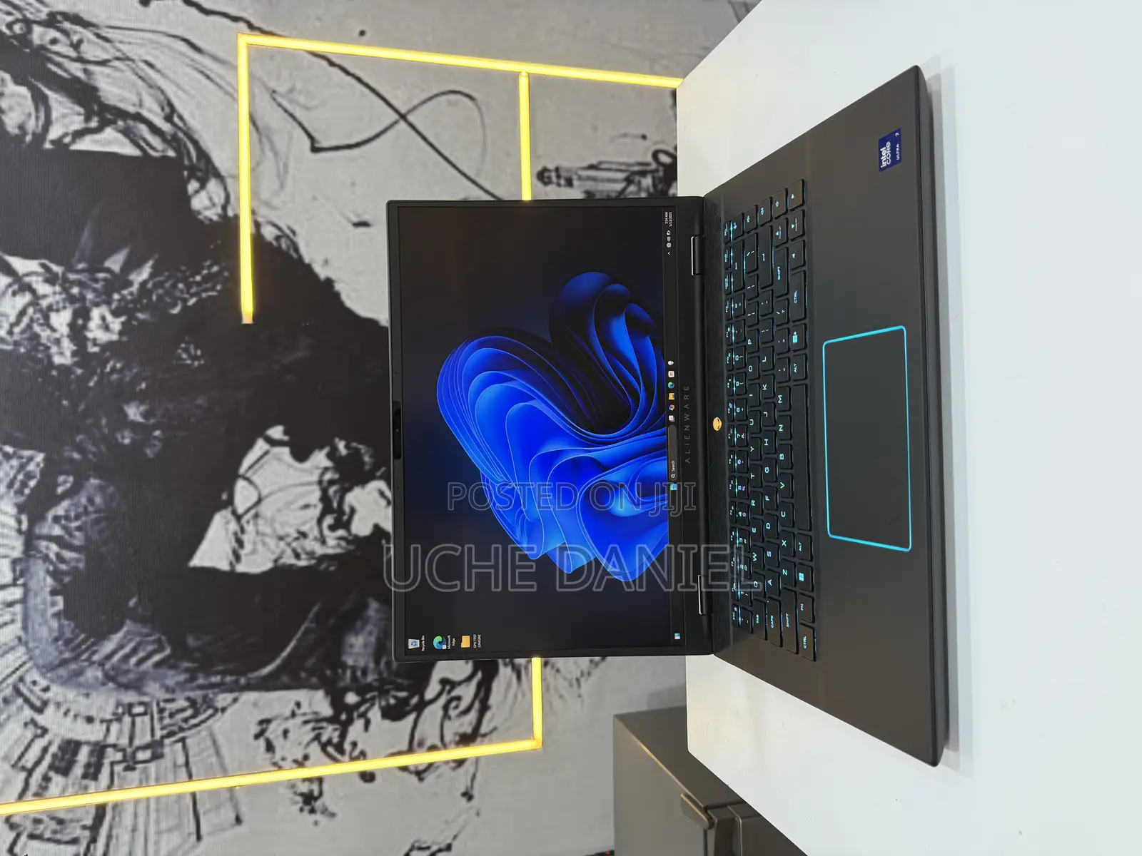 Laptop Dell Alienware M16 R2 32GB Intel Core Ultra 7 SSD 1T