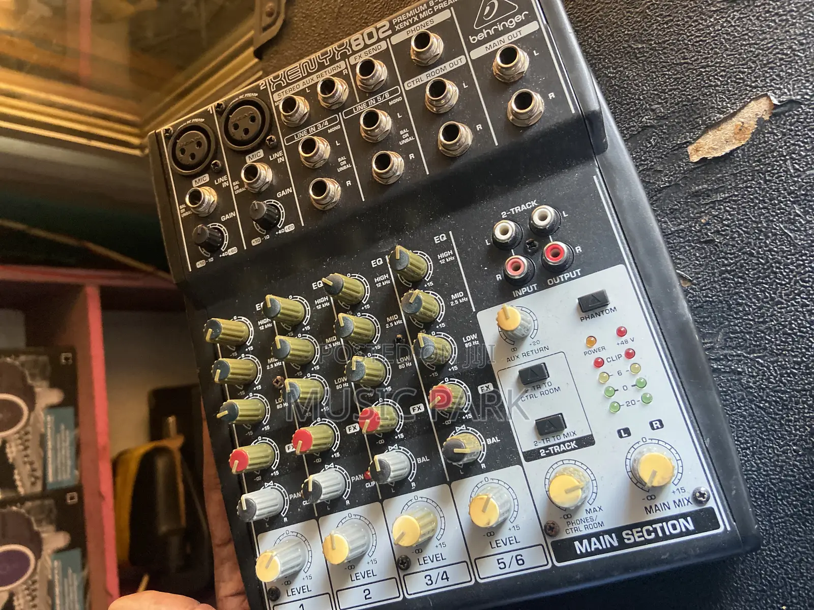 Behringer Xenyx 802 Mixer
