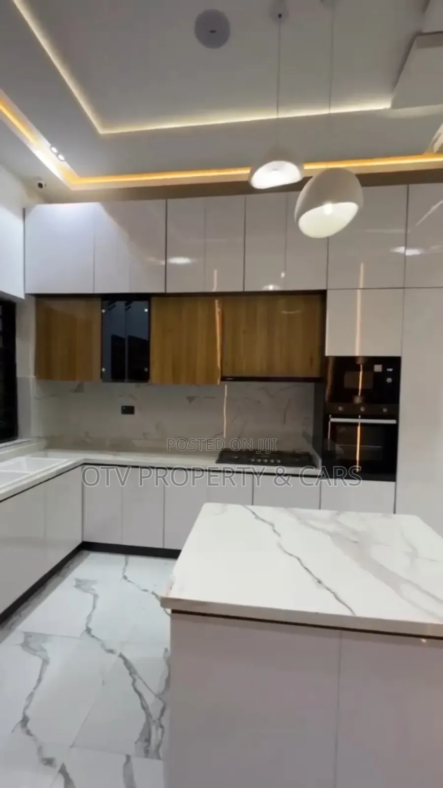 Furnished 4bdrm Duplex in Lekki for sale