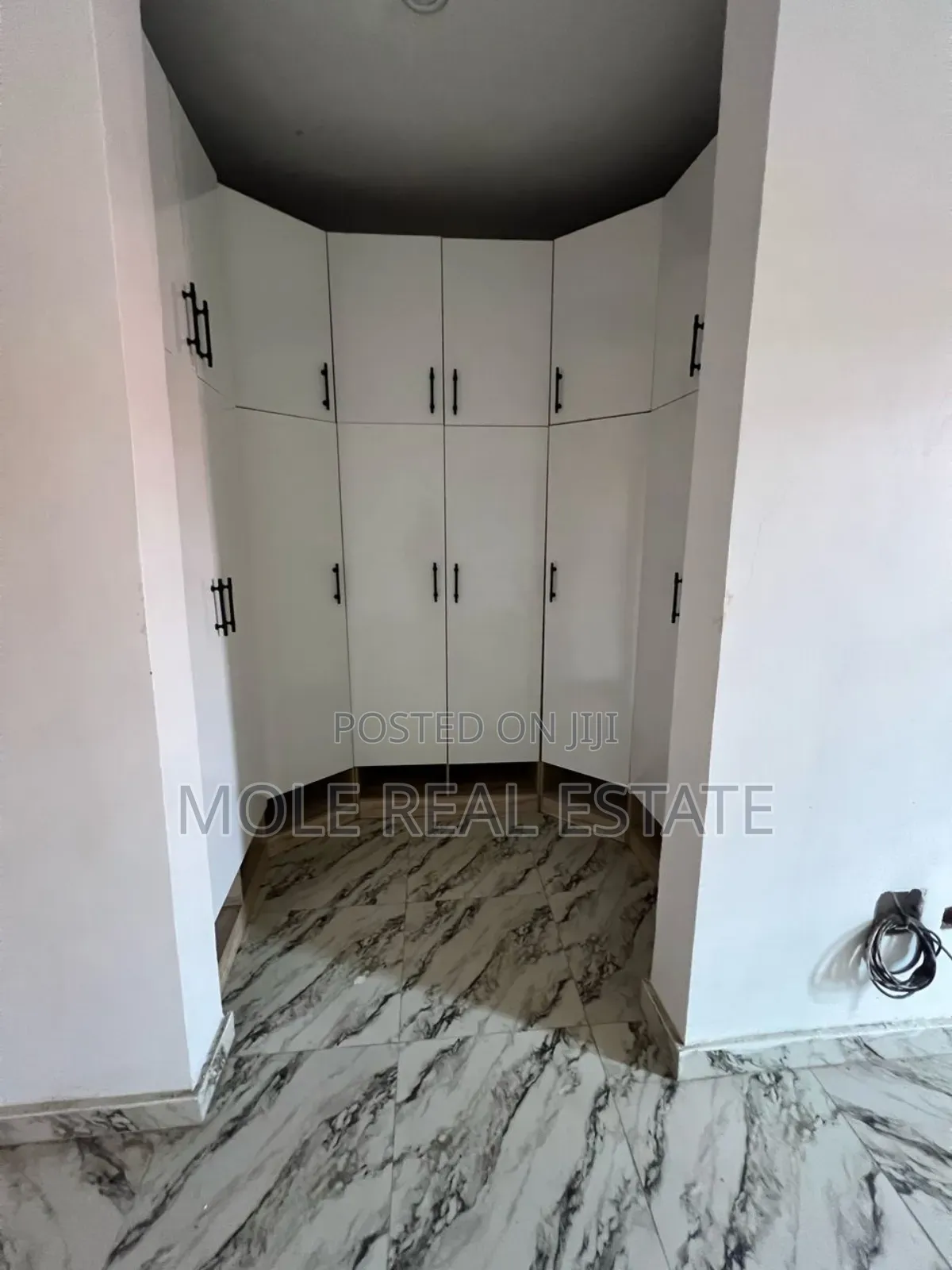 2bdrm Block of Flats in Valley View Estate, Ipaja / Ipaja for sale