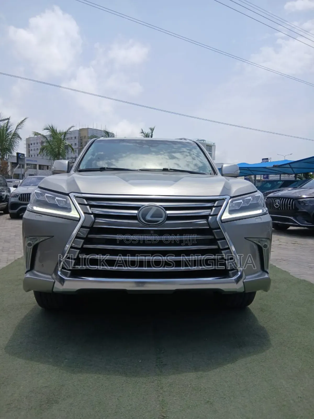 Luxury Lexus Lx570 for Rent