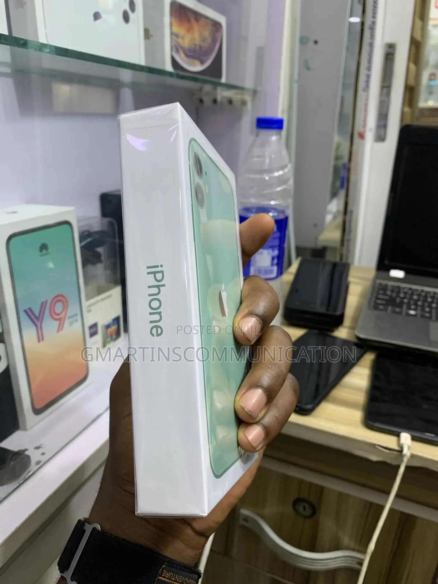 New Apple iPhone 11 128 GB Green