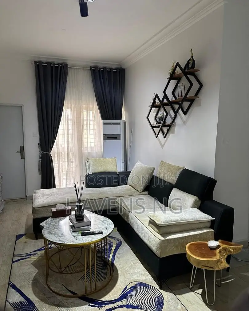 Cozy 1-Bedroom Apartment