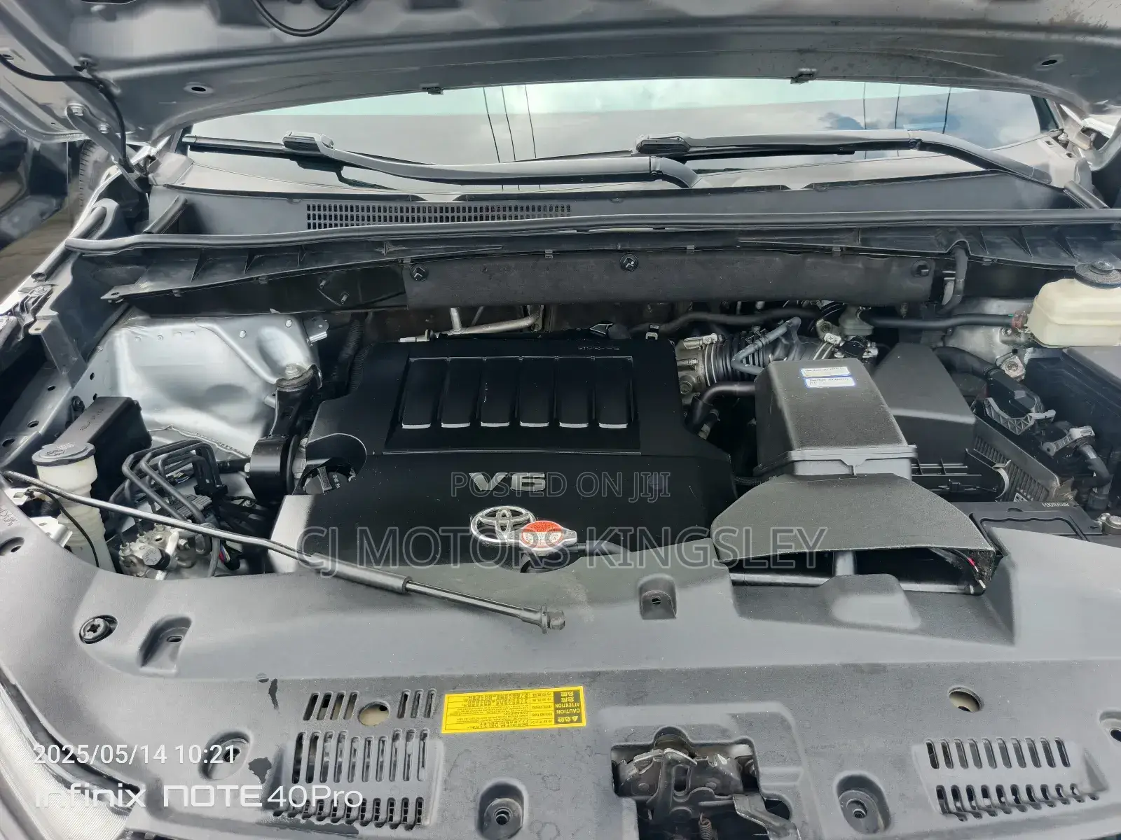 Toyota Highlander LE Plus V6 4x4 (3.5L 6cyl 6A) 2016 Silver