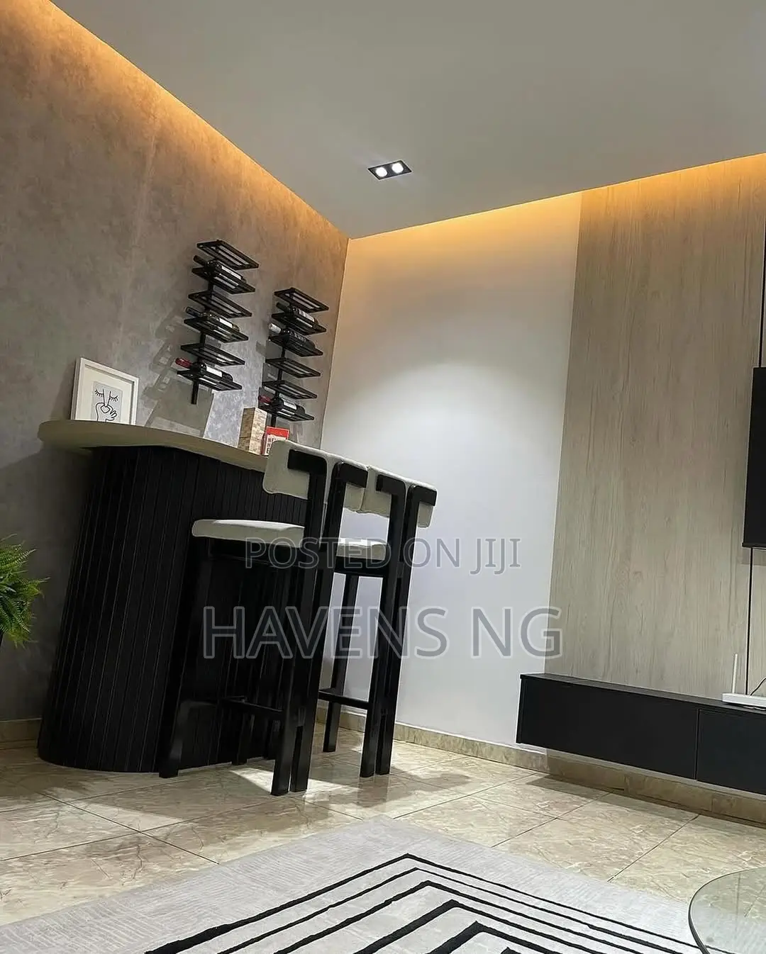 New Listing: Luxury 1-Bedroom Apartment
