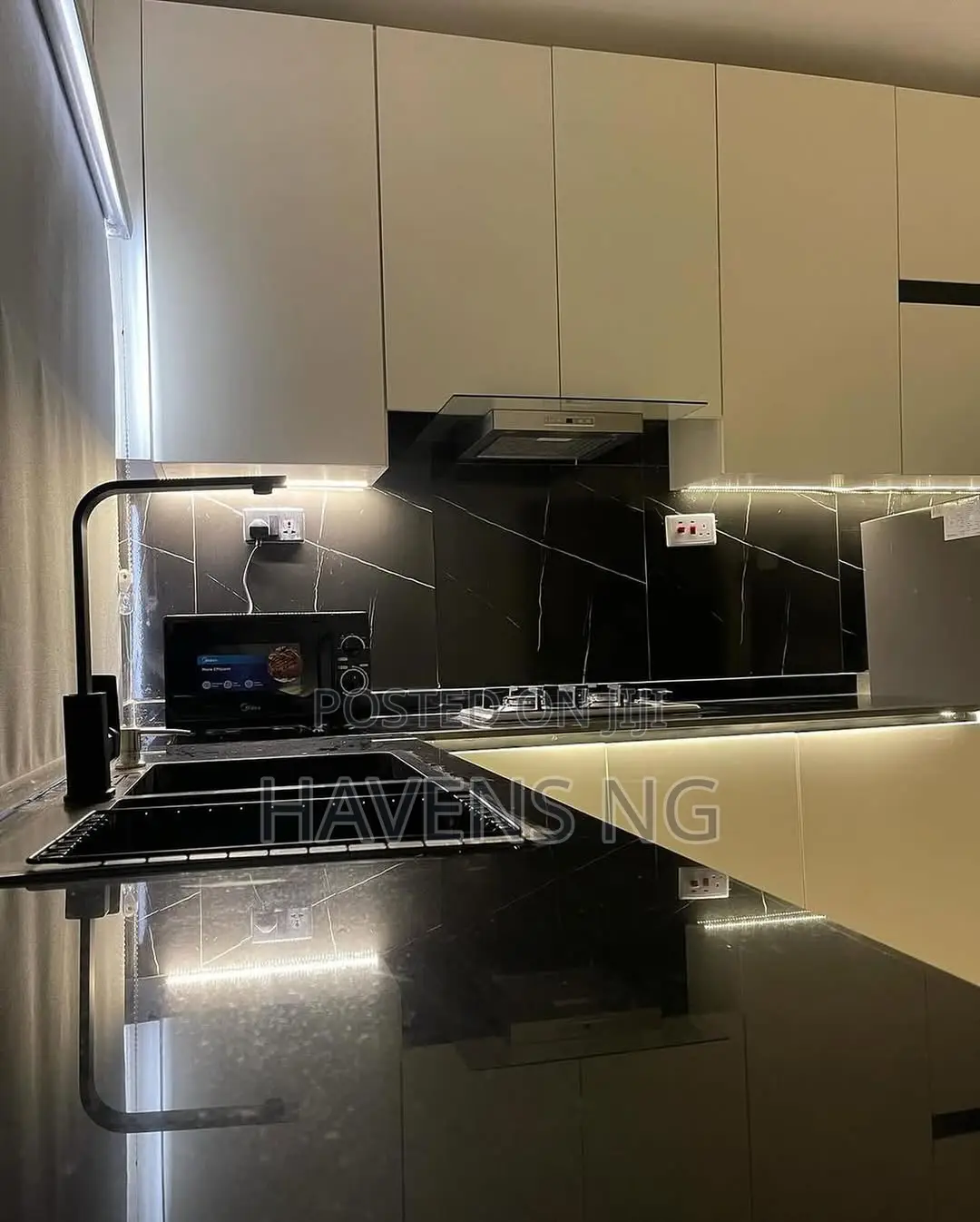 New Listing: Luxury 1-Bedroom Apartment