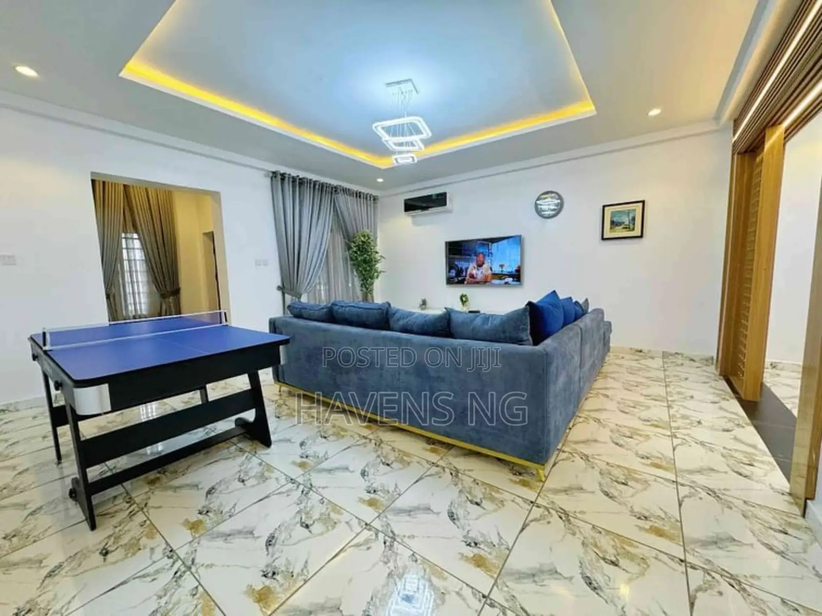 Spacious 2-Bedroom Apartment With Snooker Table Tennis
