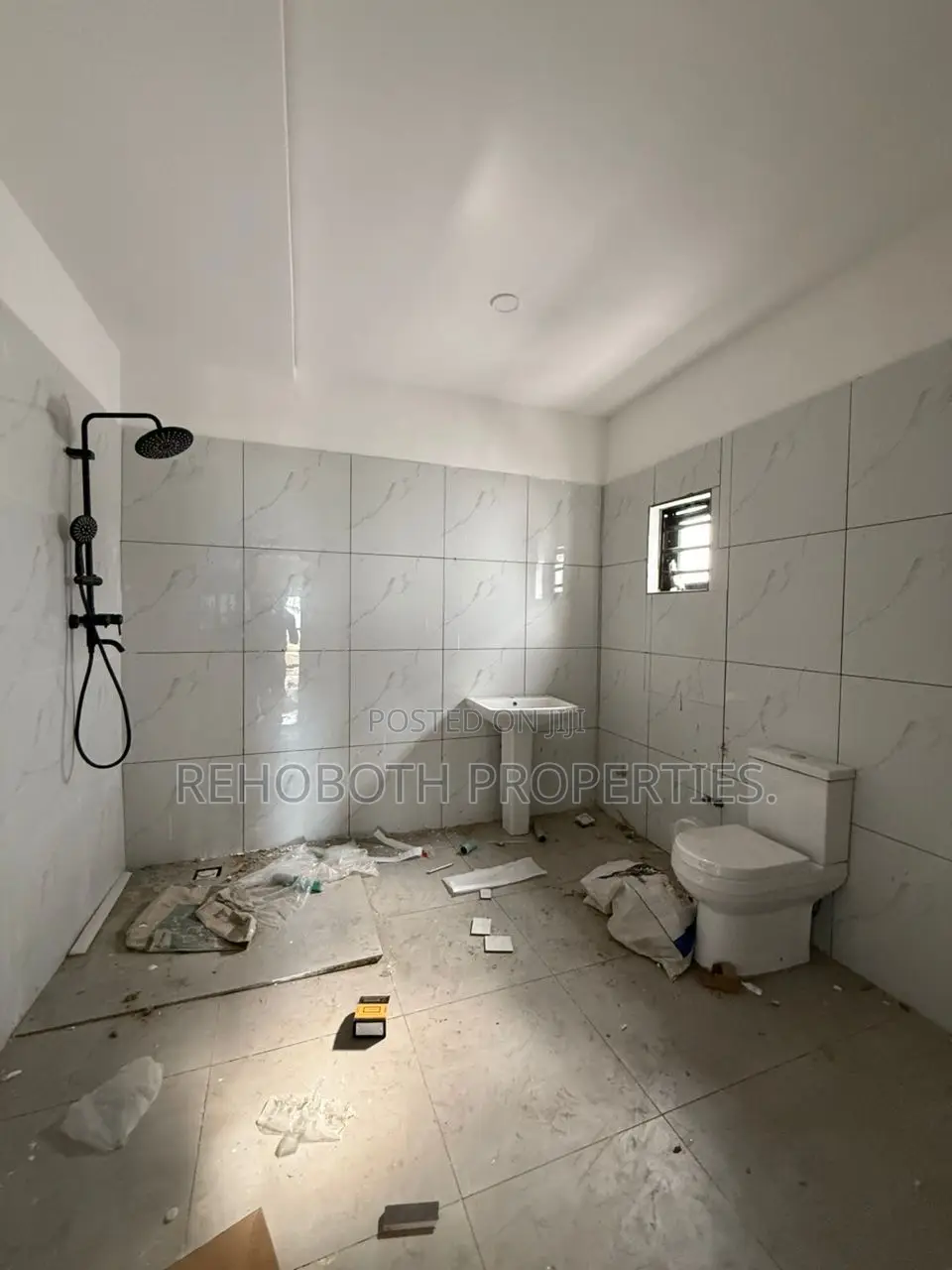 4bdrm Duplex in Carlton Gate Estate, Ibadan for sale