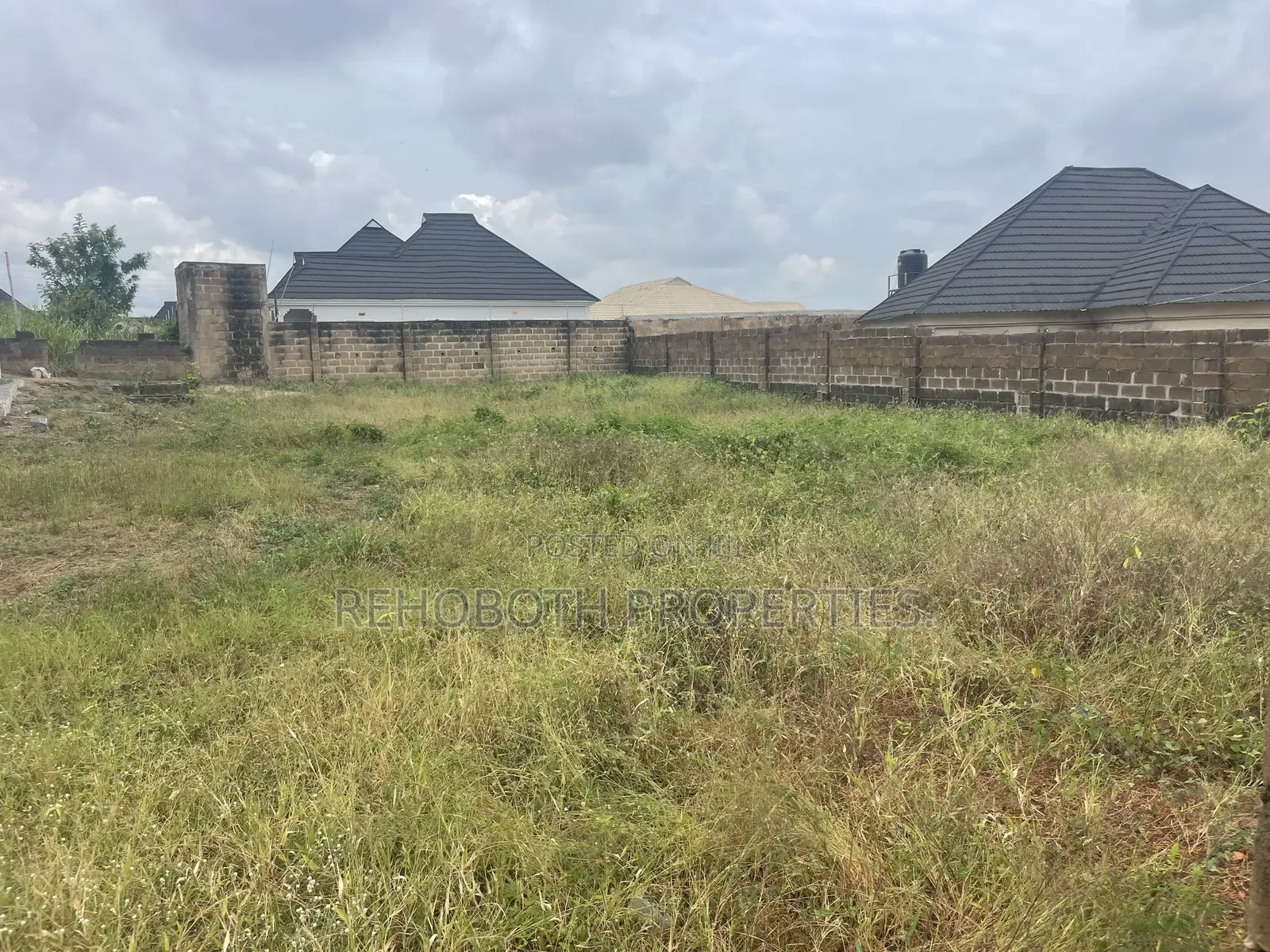 Full Plot of Land for Sale at Akoto